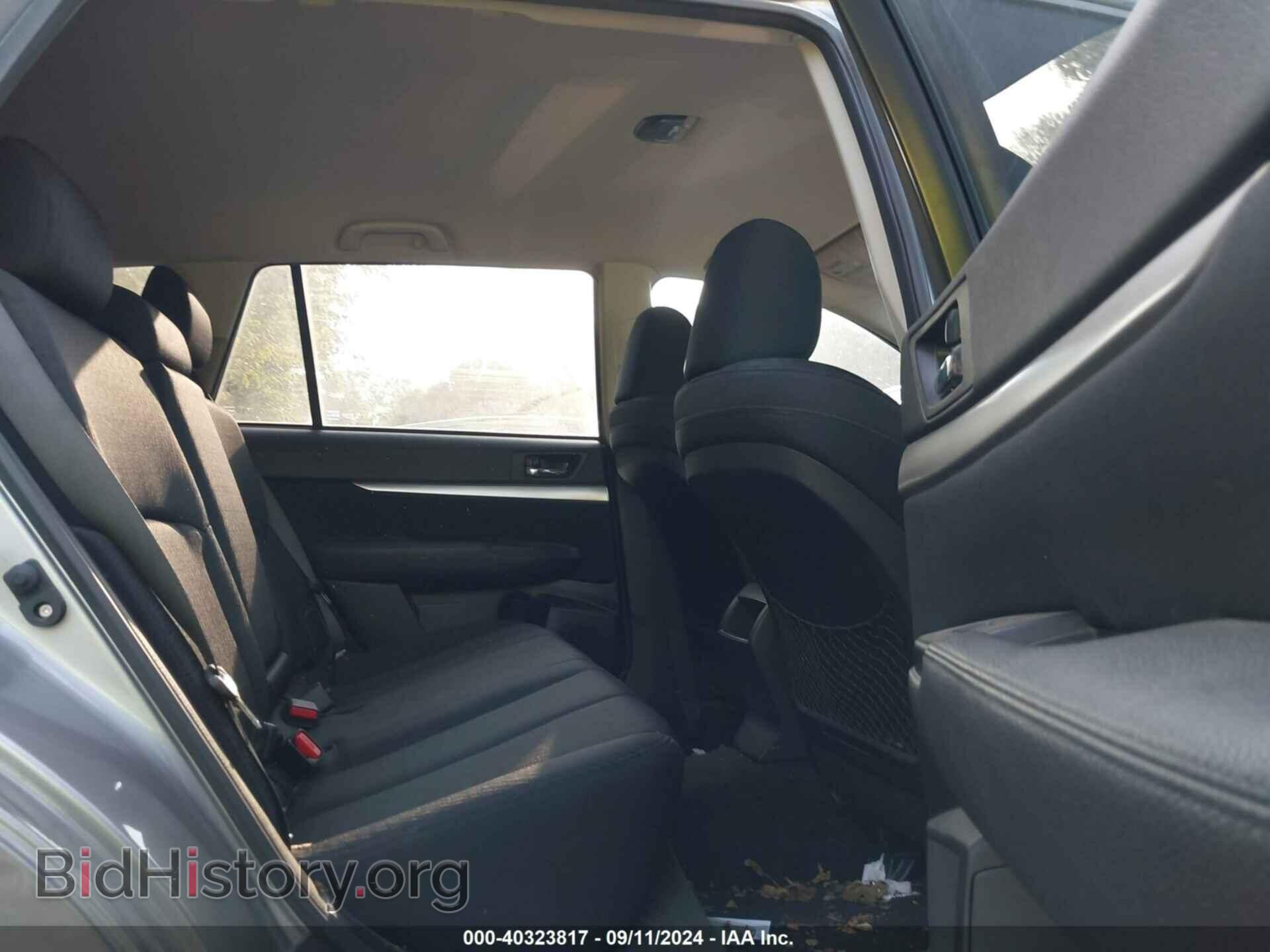 2011 SUBARU OUTBACK - VIN: 4S4BRCCC5B3420064 - Фото 8
