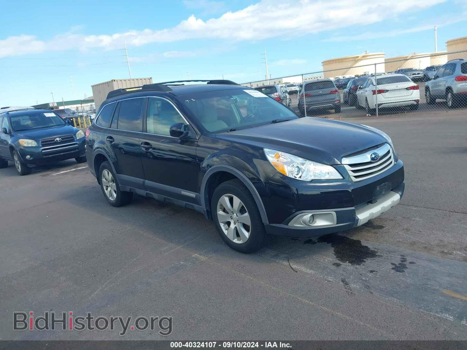 Photo 4S4BRDKC9B2376664 - SUBARU OUTBACK 2011