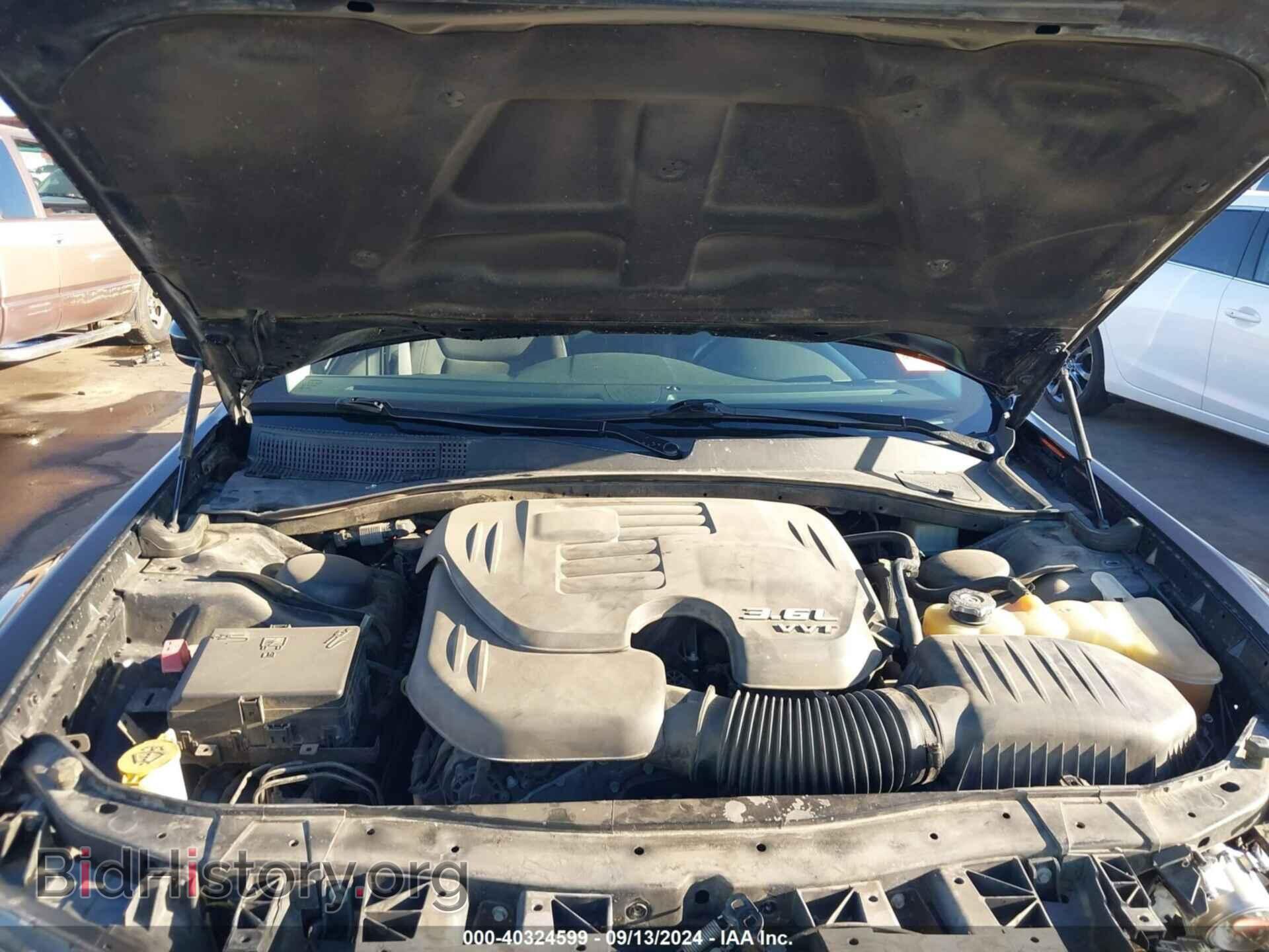 2019 CHRYSLER 300 - VIN: 2C3CCAAG6KH601485 - Фото 10