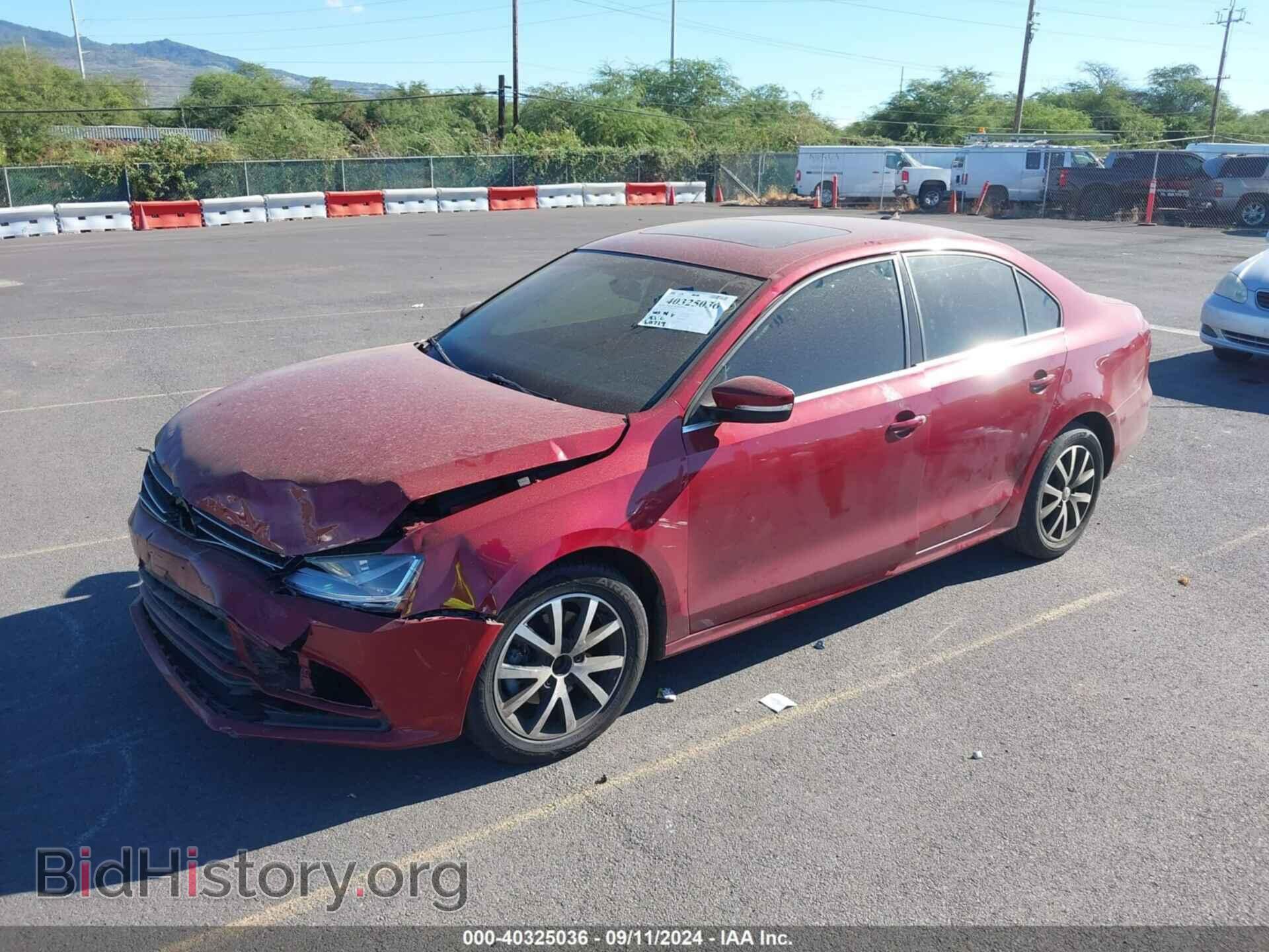 2017 VOLKSWAGEN JETTA - VIN: 3VWDB7AJ0HM413733 - Фото 2