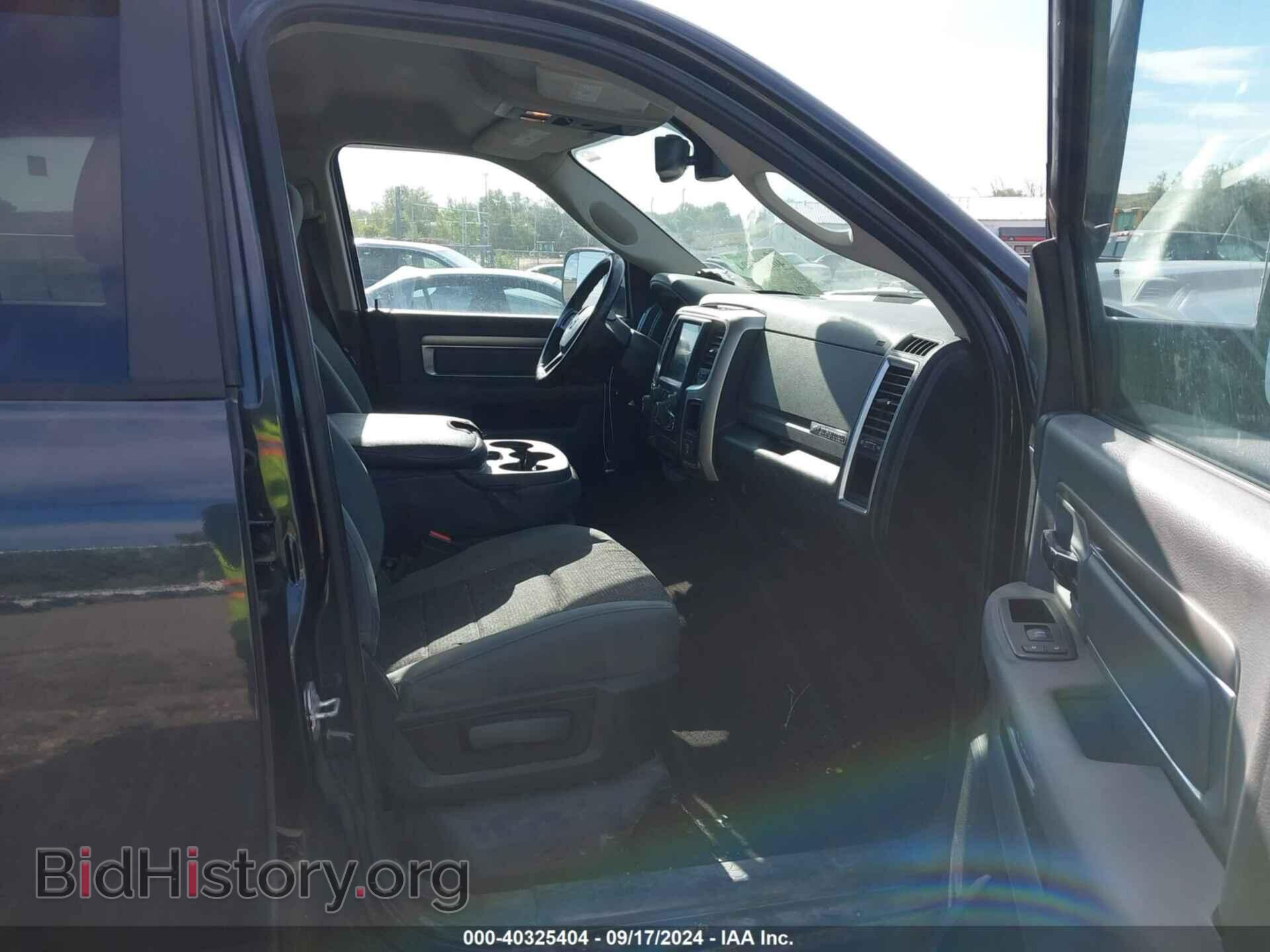2016 RAM 1500 - VIN: 3C6RR7LT5GG206682 - Фото 5