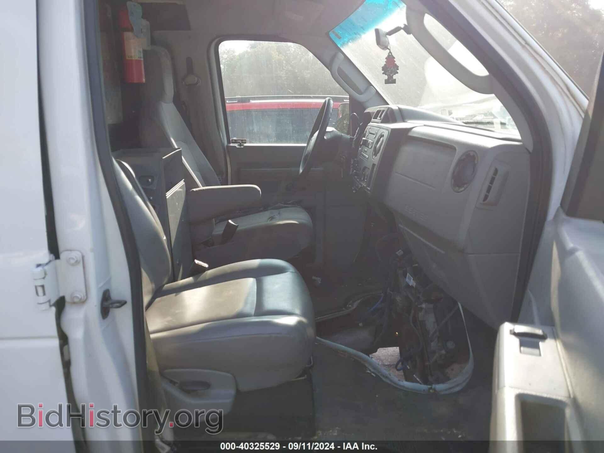 2011 FORD E-150 - VIN: 1FTNE1EW9BDB33684 - Фото 5
