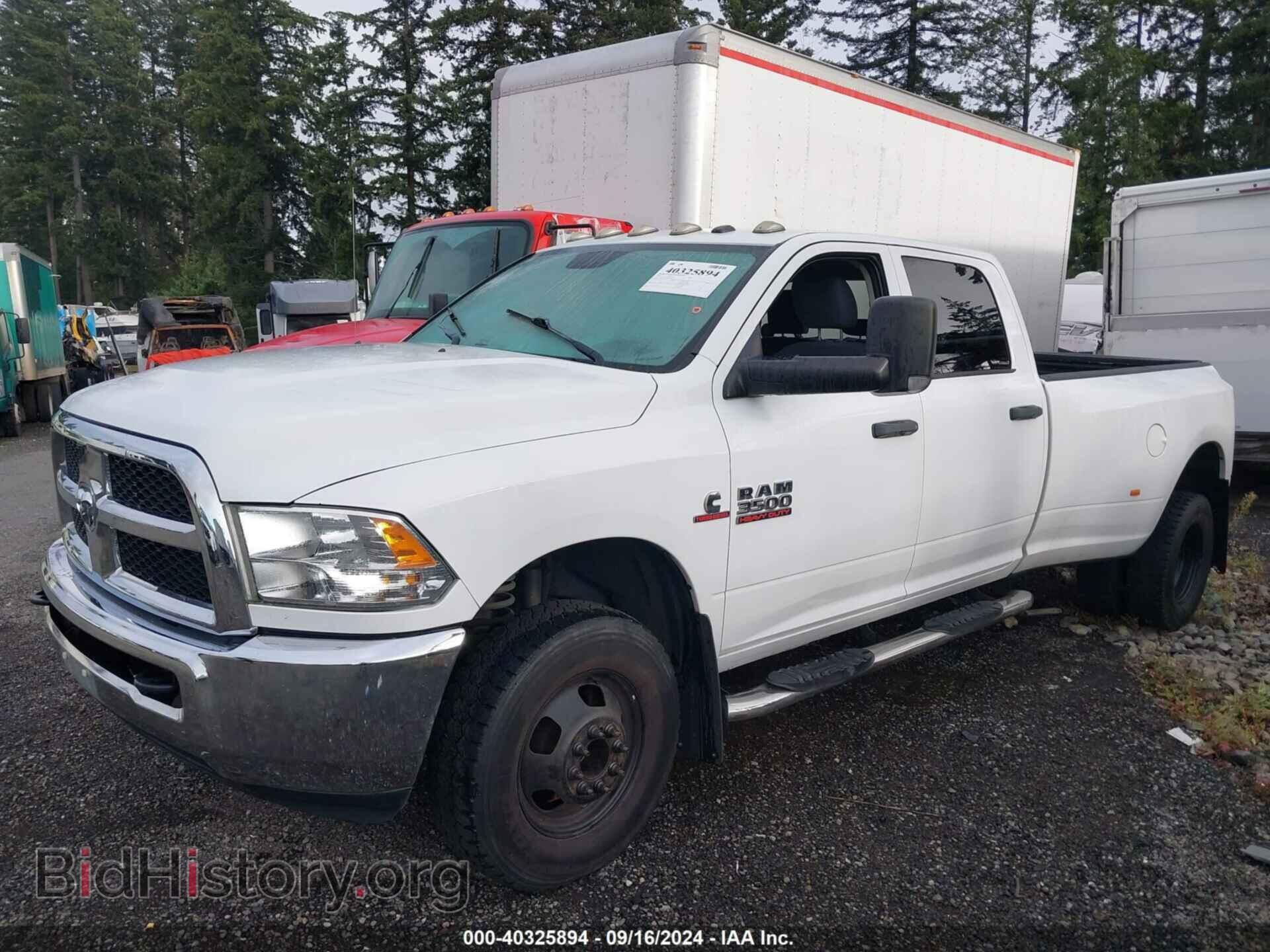 2014 RAM 3500 - VIN: 3C63RRGLXEG317527 - Фото 2