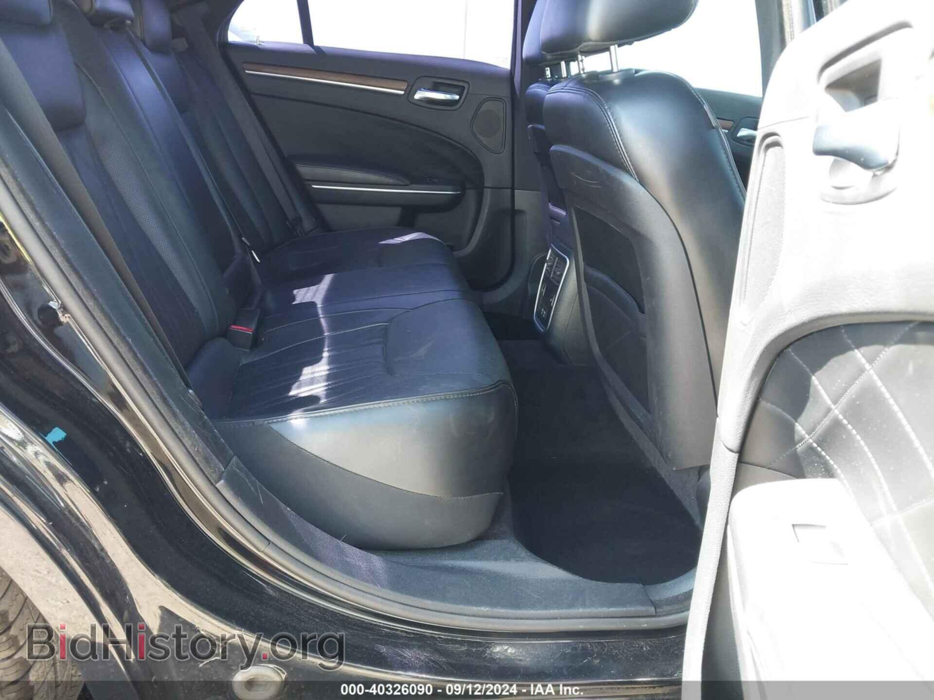 2016 CHRYSLER 300C - VIN: 2C3CCAPT1GH343758 - Фото 8