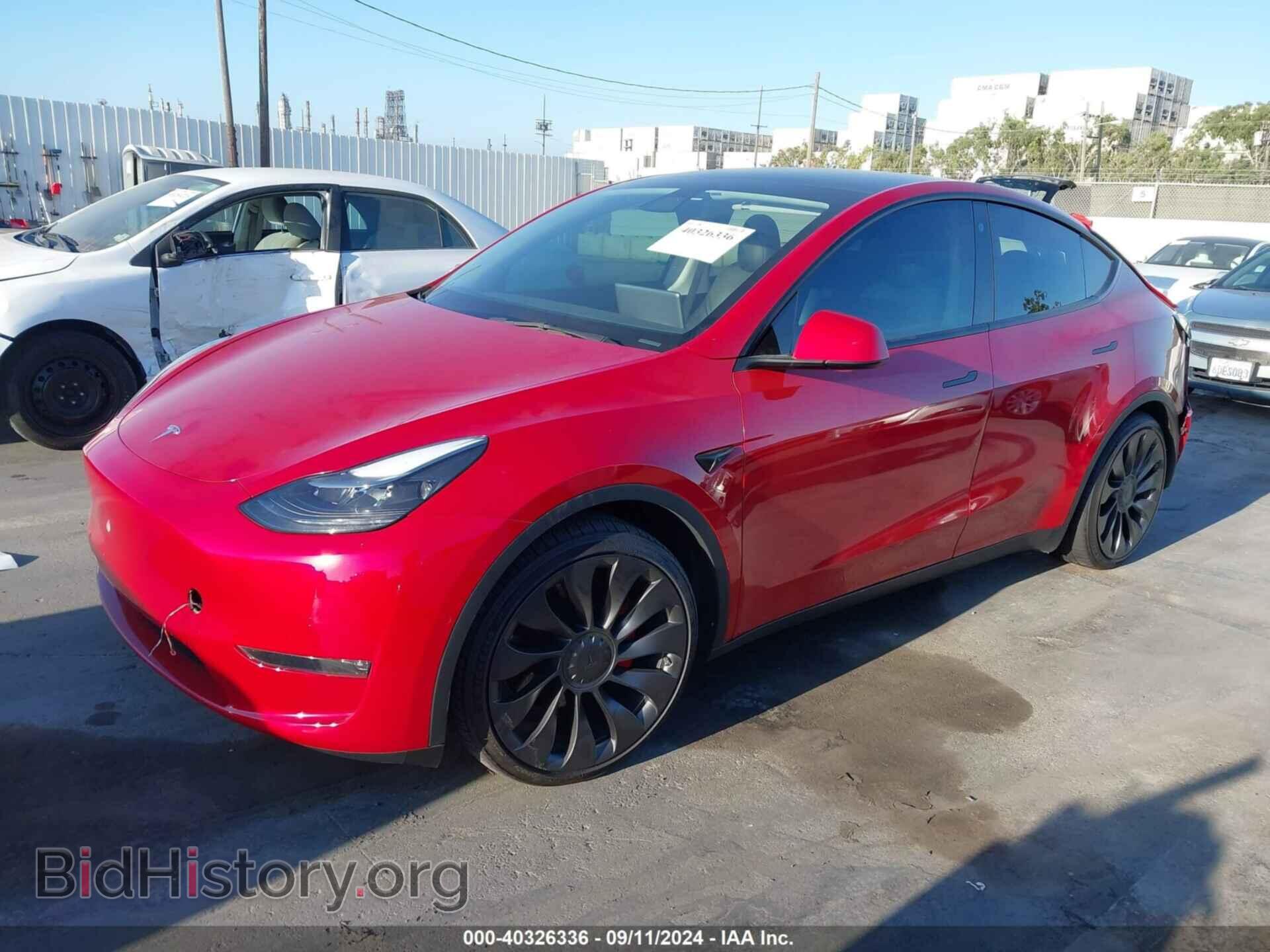 2022 TESLA MODEL Y - VIN: 7SAYGDEF3NF403825 - Фото 2