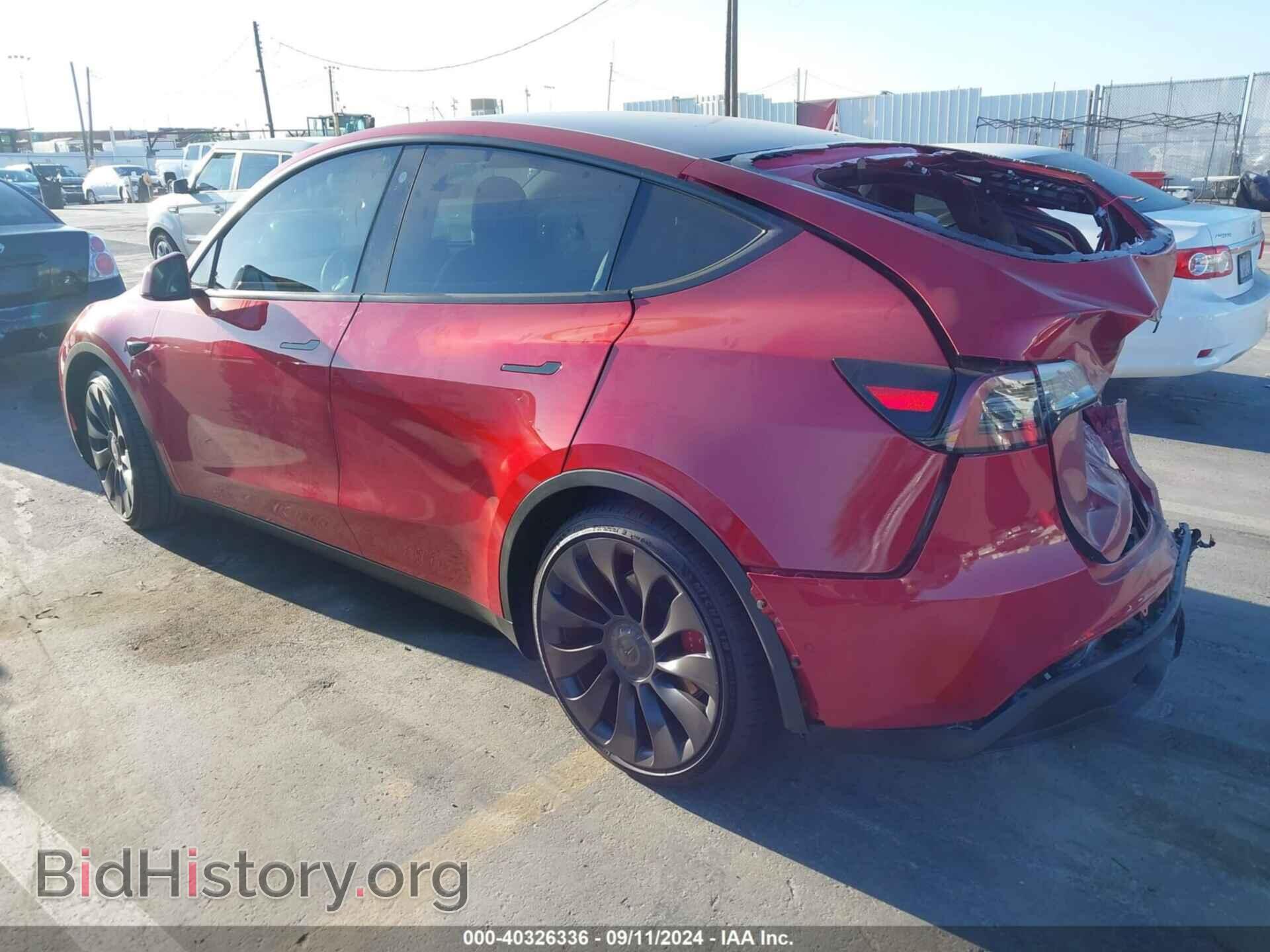 2022 TESLA MODEL Y - VIN: 7SAYGDEF3NF403825 - Фото 3