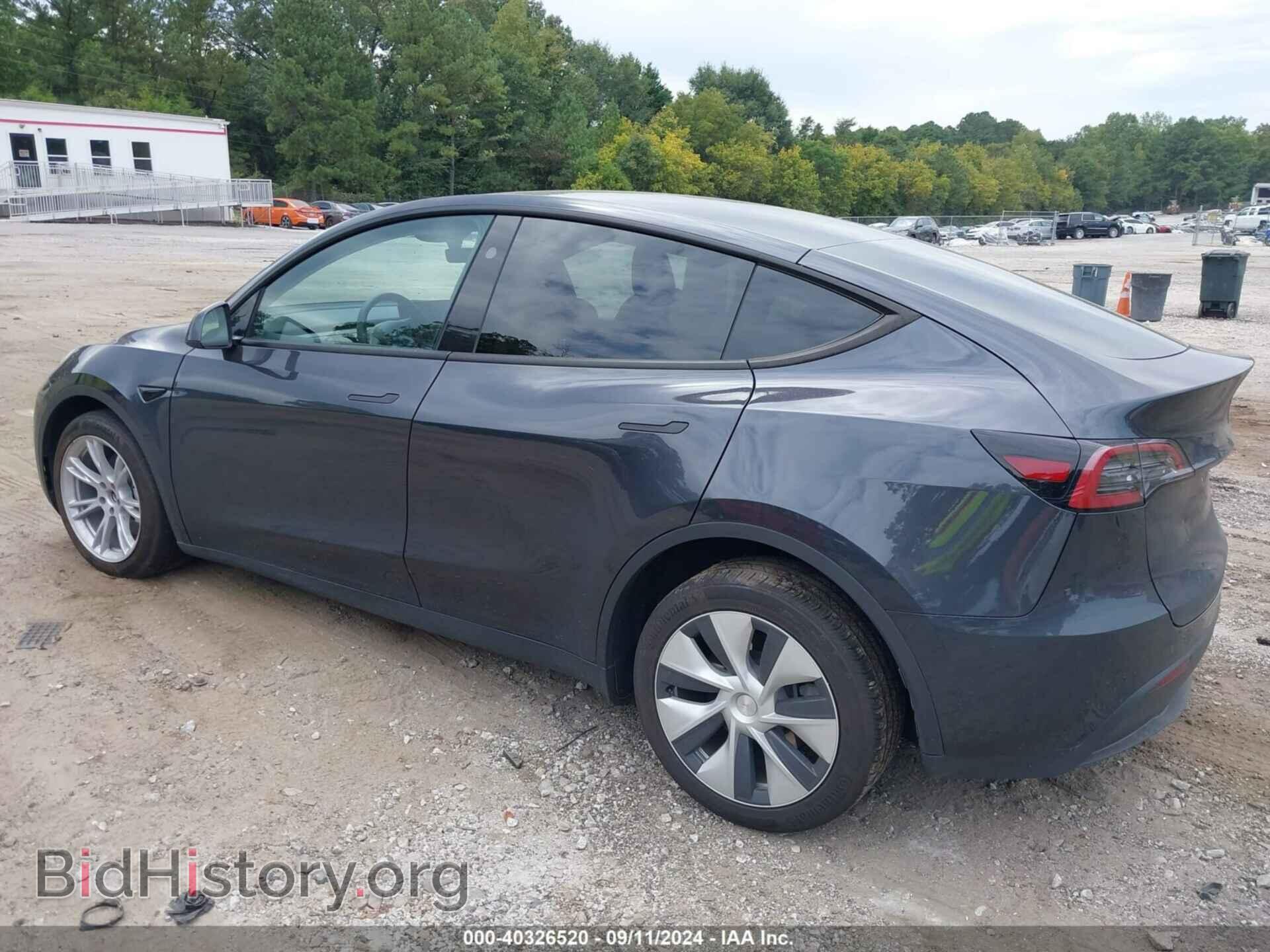 2024 TESLA MODEL Y - VIN: 7SAYGDED5RF095609 - Фото 3