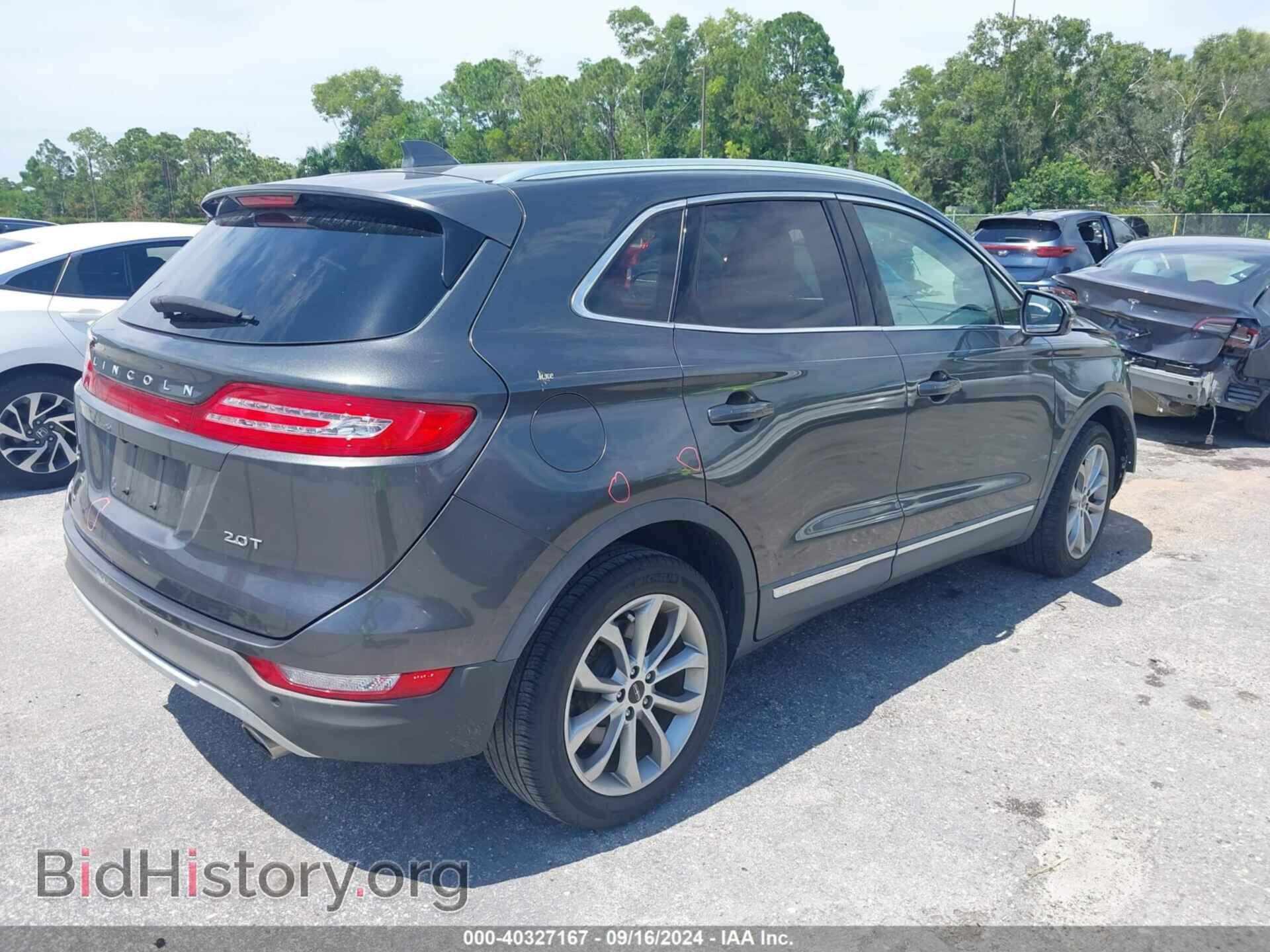 2017 LINCOLN MKC - VIN: 5LMCJ2C97HUL32675 - Photo 4