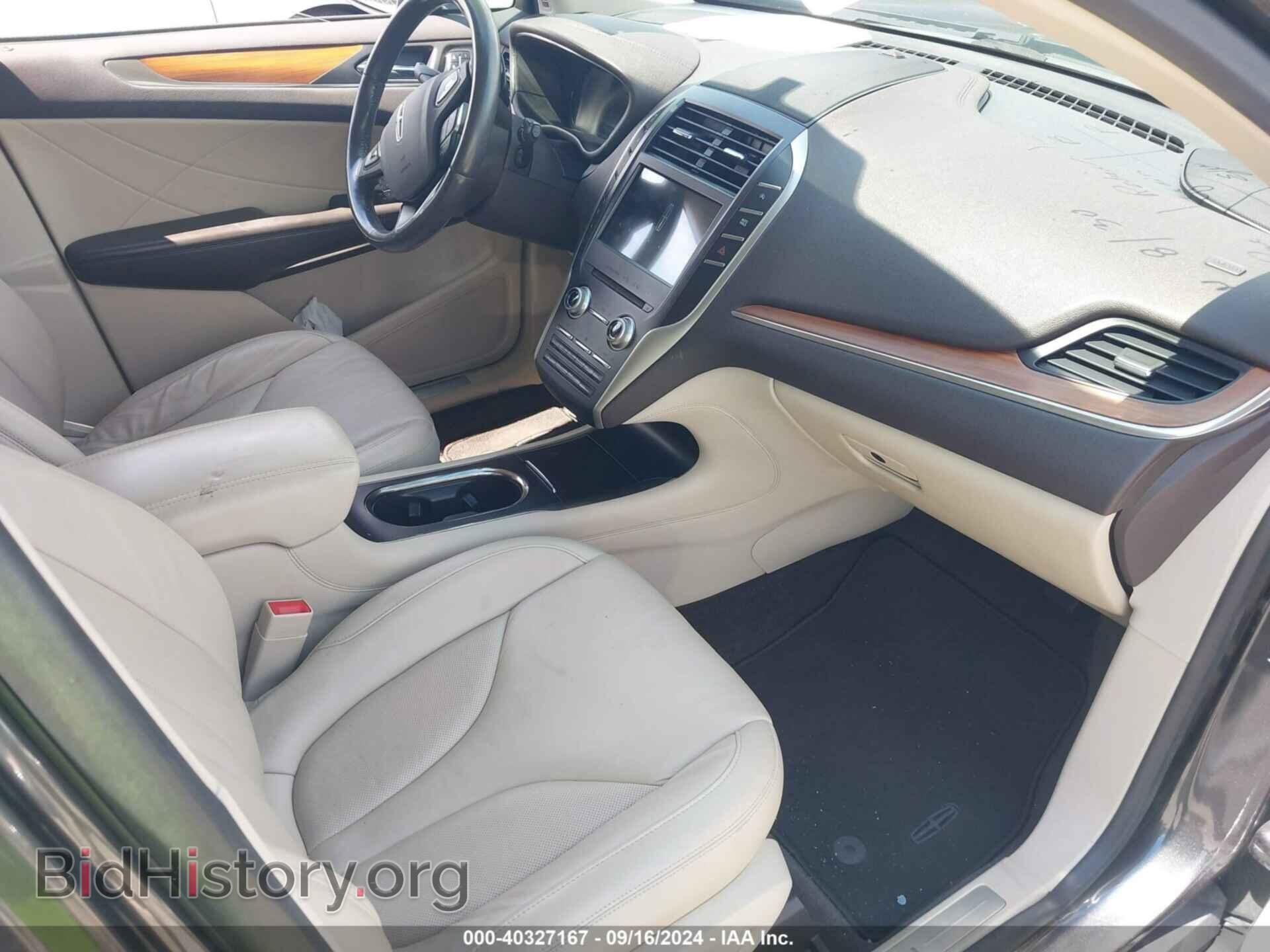 2017 LINCOLN MKC - VIN: 5LMCJ2C97HUL32675 - Photo 5
