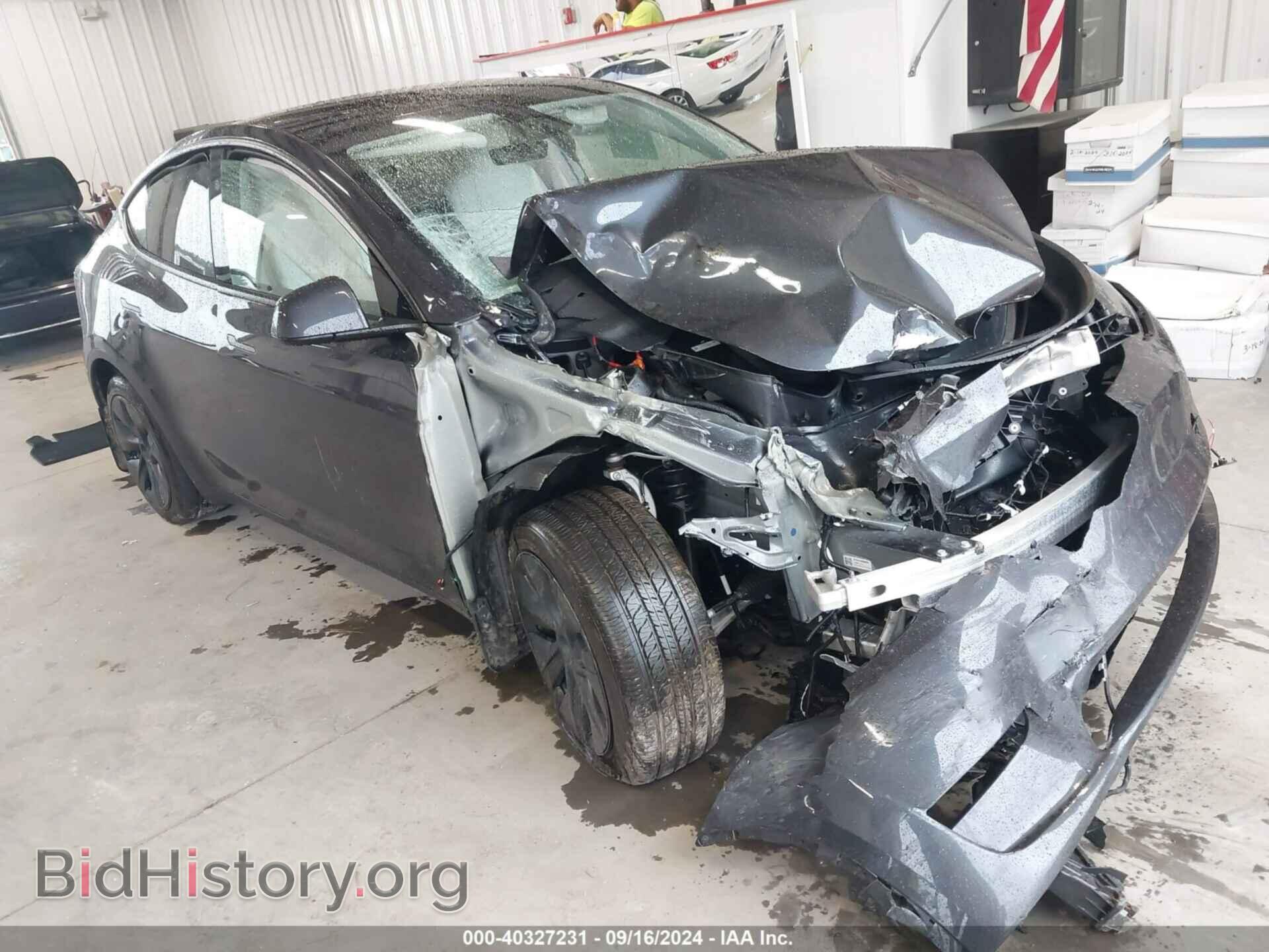 Photo 7SAYGDED0RA307572 - TESLA MODEL Y 2024