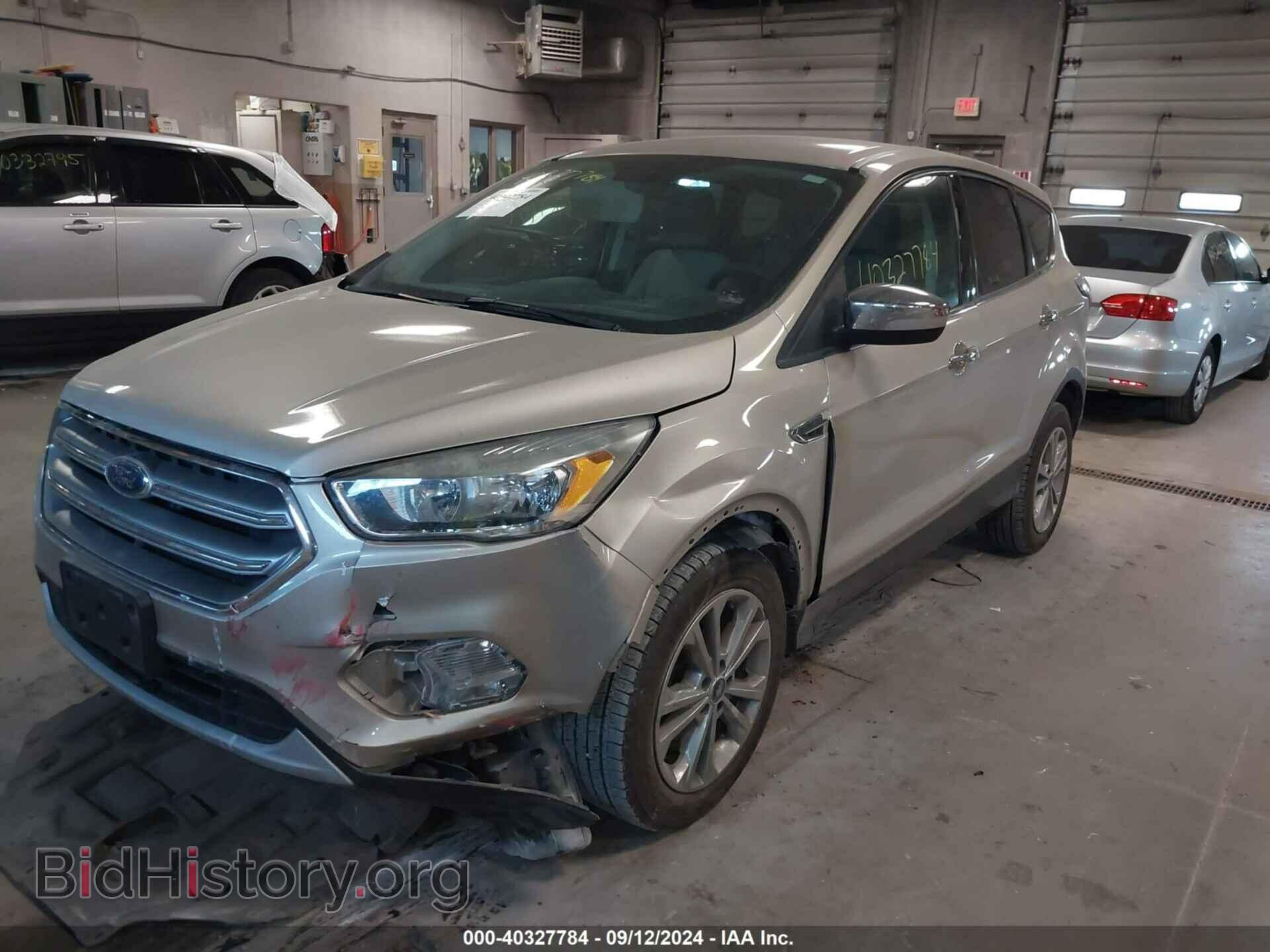 2017 FORD ESCAPE - VIN: 1FMCU0GD5HUB28406 - Фото 2