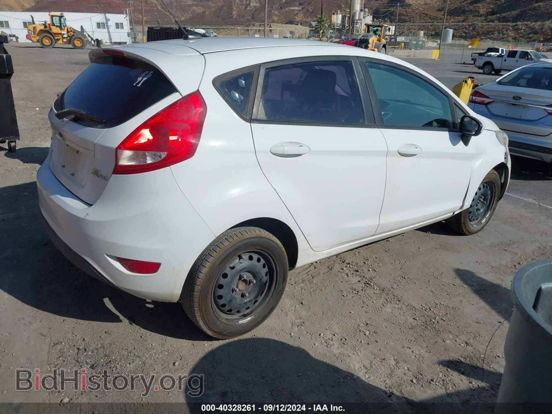 2011 FORD FIESTA - VIN: 3FADP4EJ3BM207512 - Фото 4