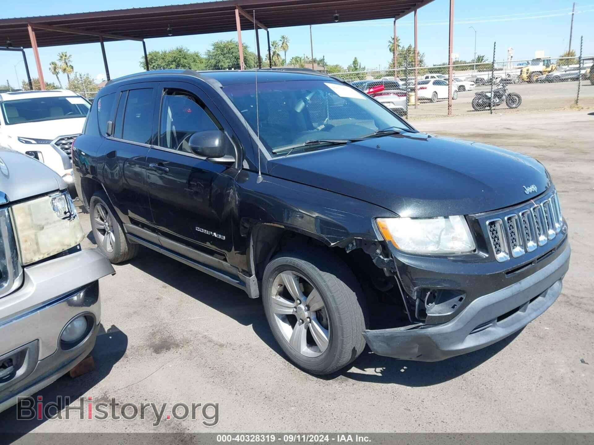 Photo 1J4NT1FB2BD139290 - JEEP COMPASS 2011