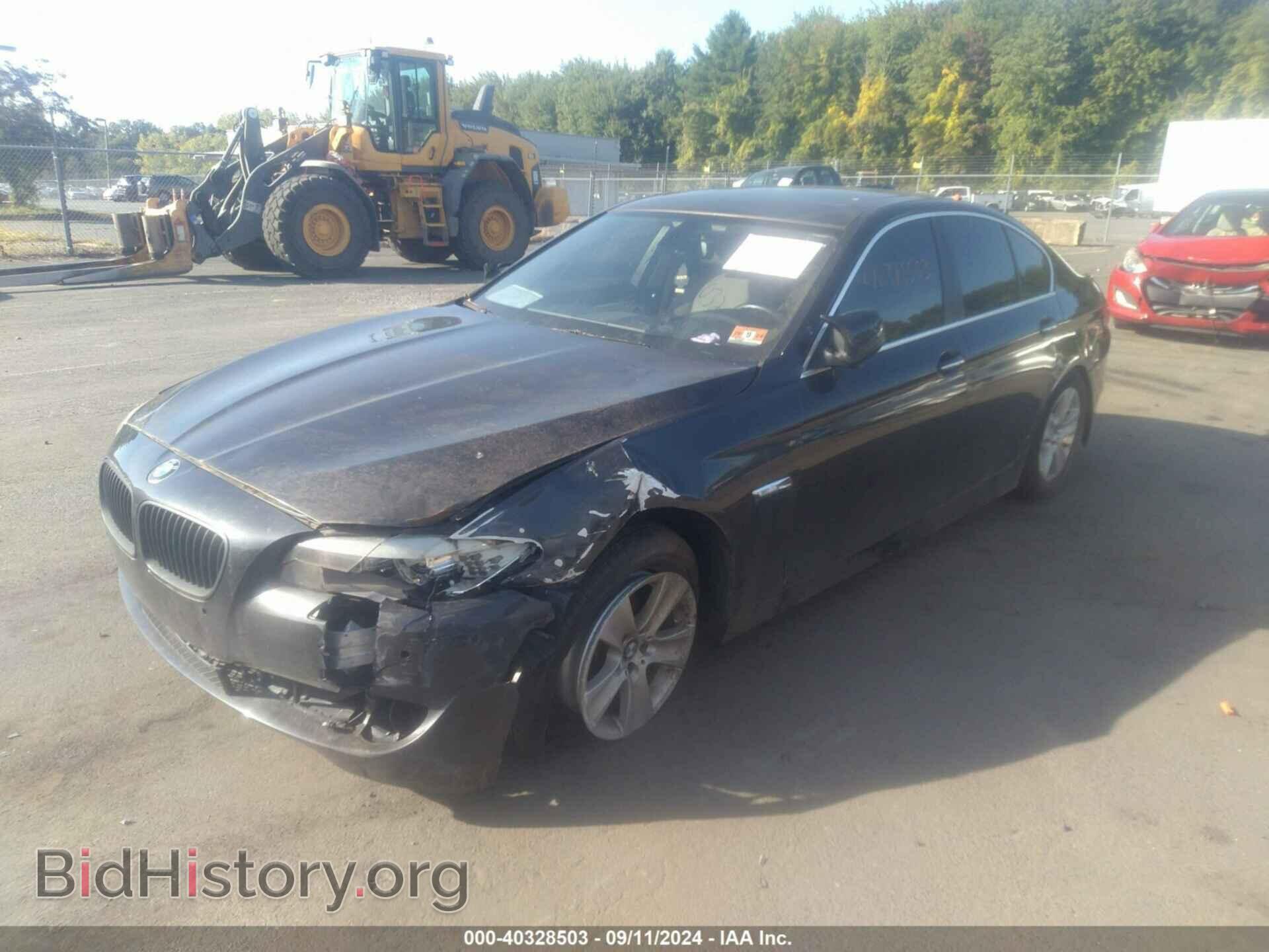 2012 BMW 528I - VIN: WBAXH5C51CDW07871 - Фото 2
