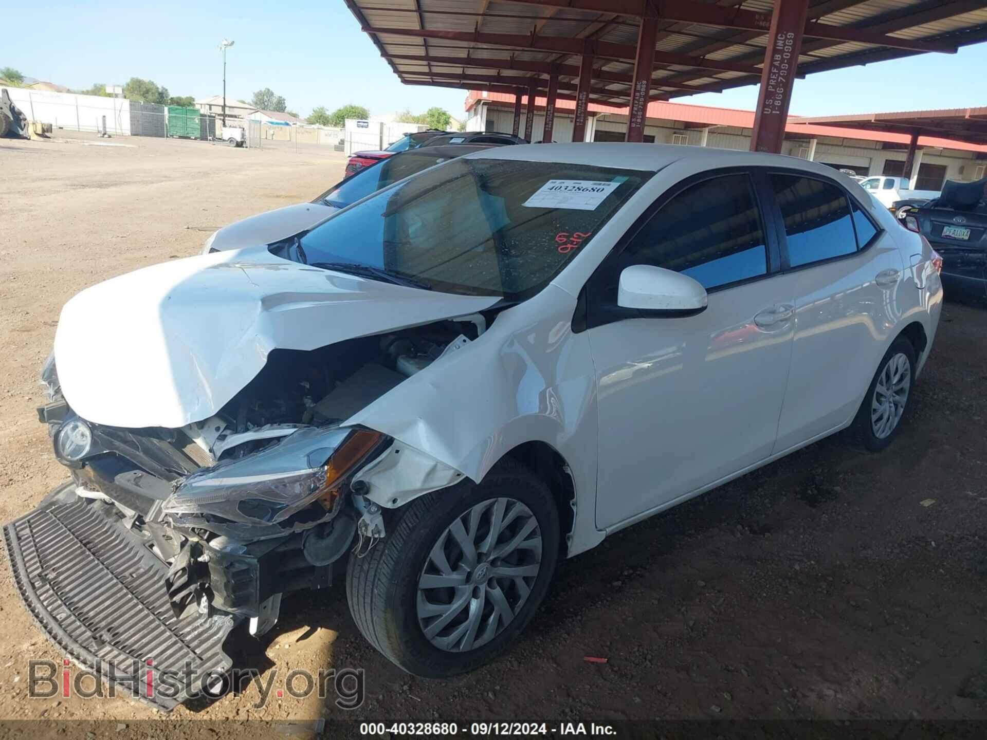 2017 TOYOTA COROLLA - VIN: 2T1BURHE0HC852416 - Фото 2