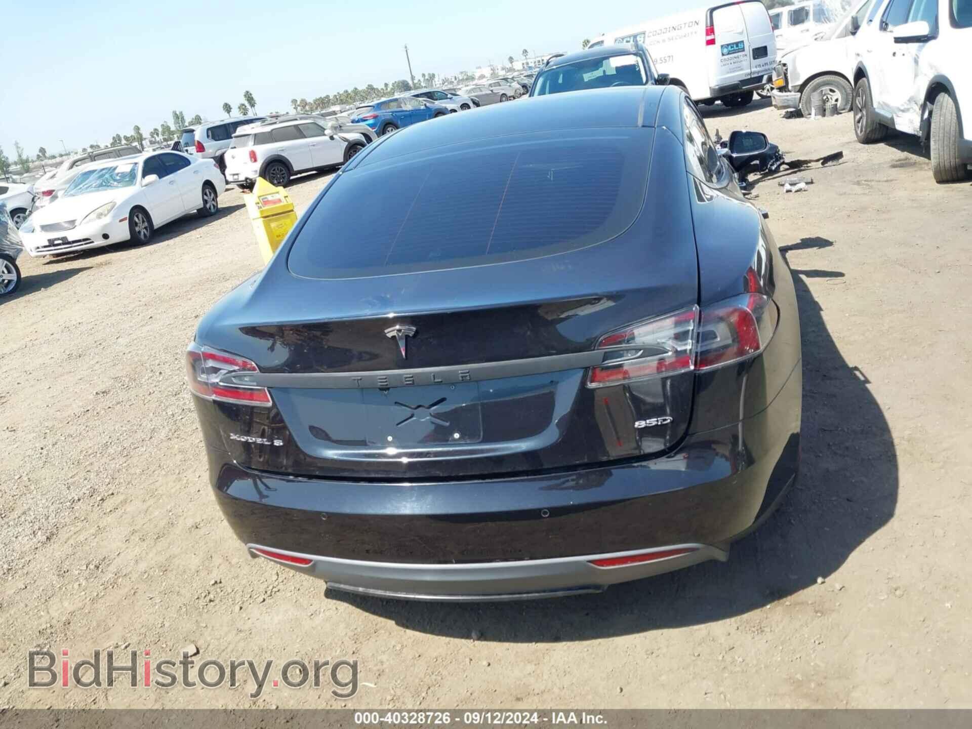 2015 TESLA MODEL S - VIN: 5YJSA1E22FF115960 - Фото 17