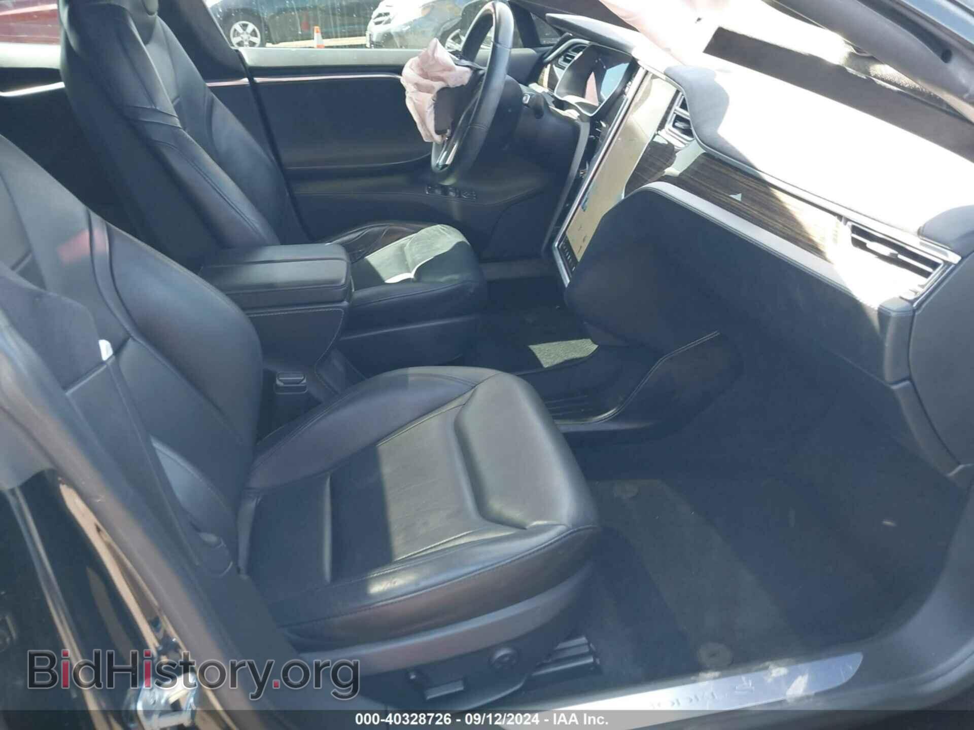 2015 TESLA MODEL S - VIN: 5YJSA1E22FF115960 - Фото 5
