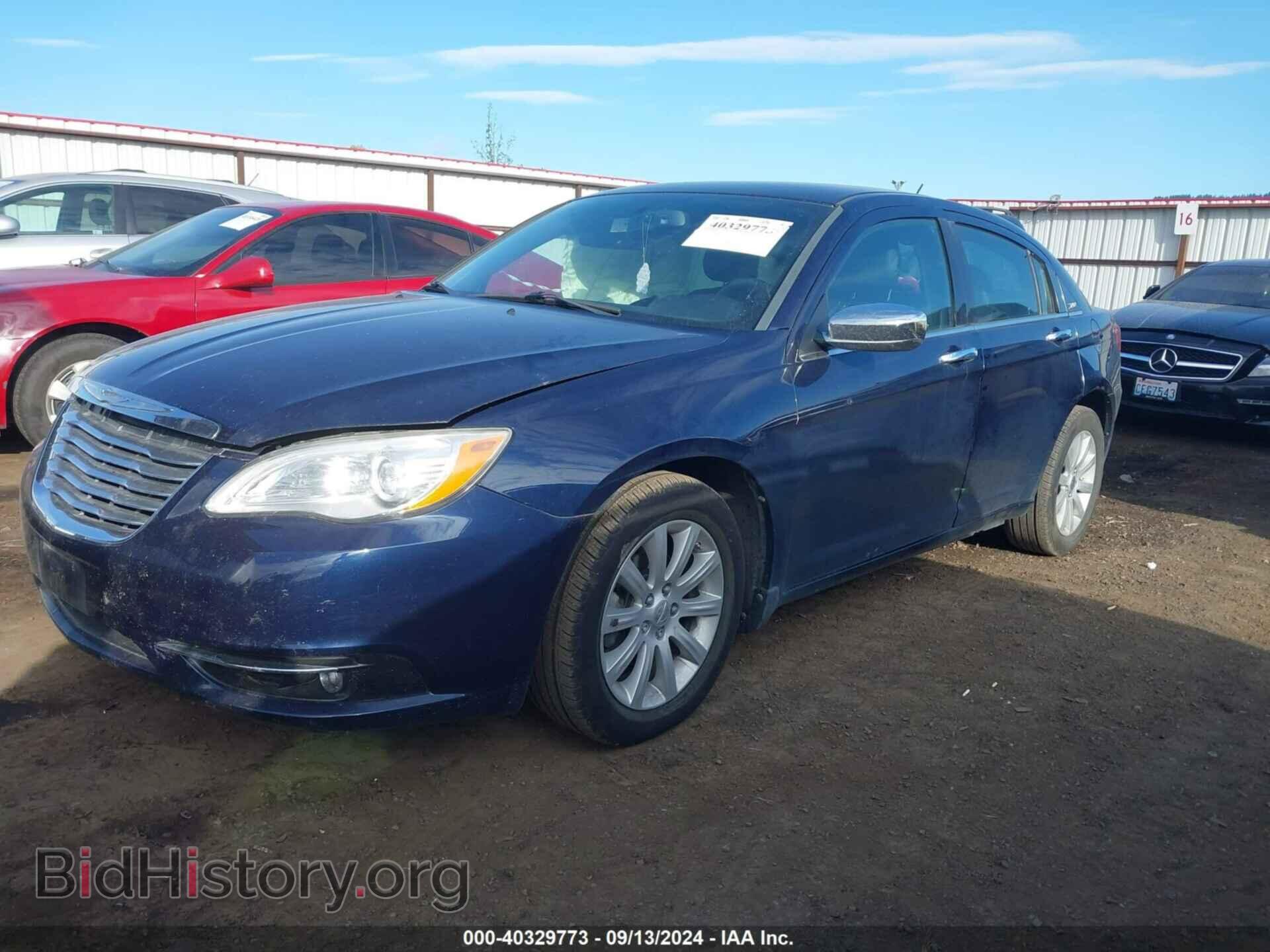 2013 CHRYSLER 200 - VIN: 1C3CCBCG7DN684826 - Фото 2