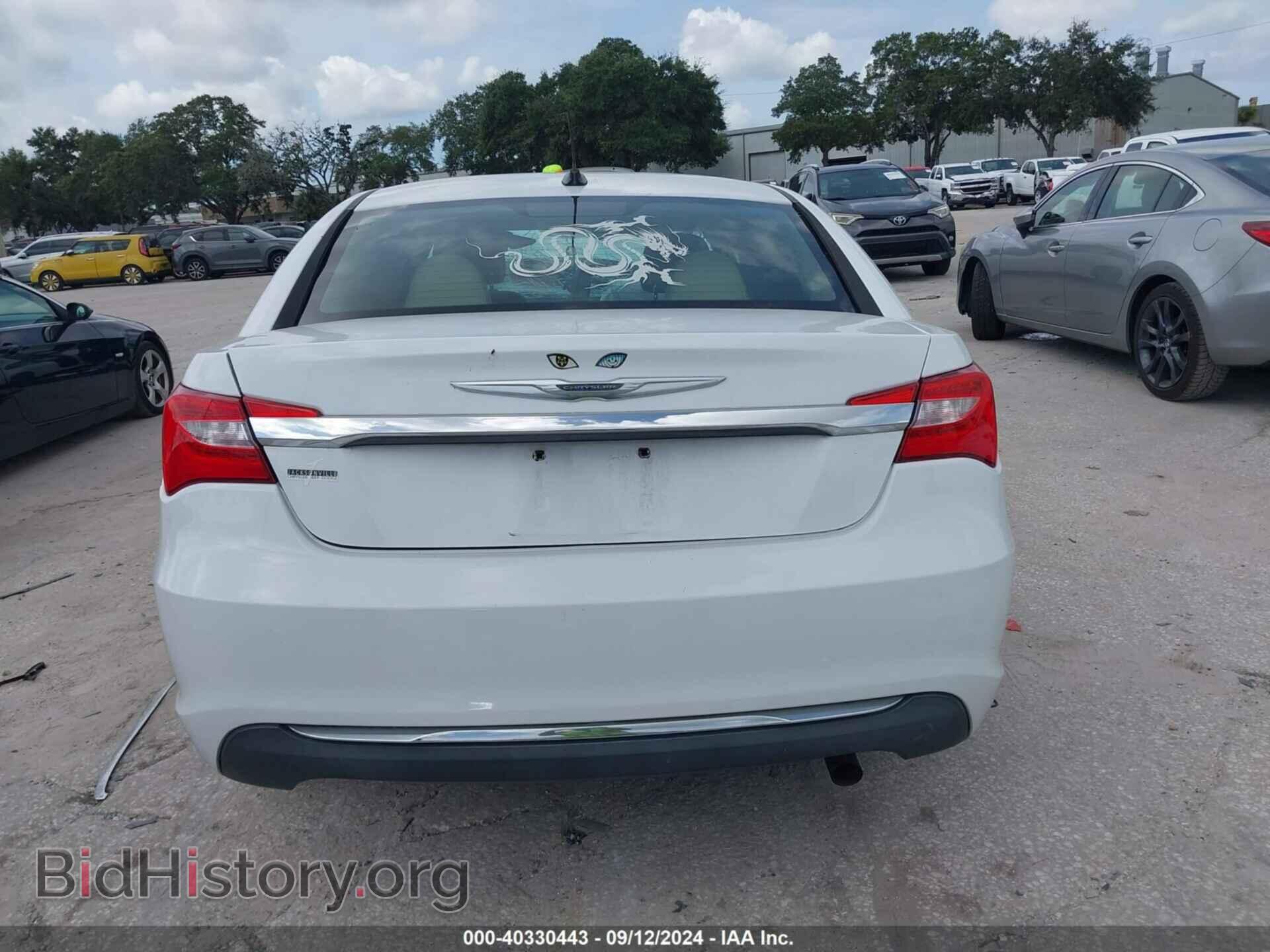 2011 CHRYSLER 200 - VIN: 1C3BC2FB3BN548444 - Фото 16