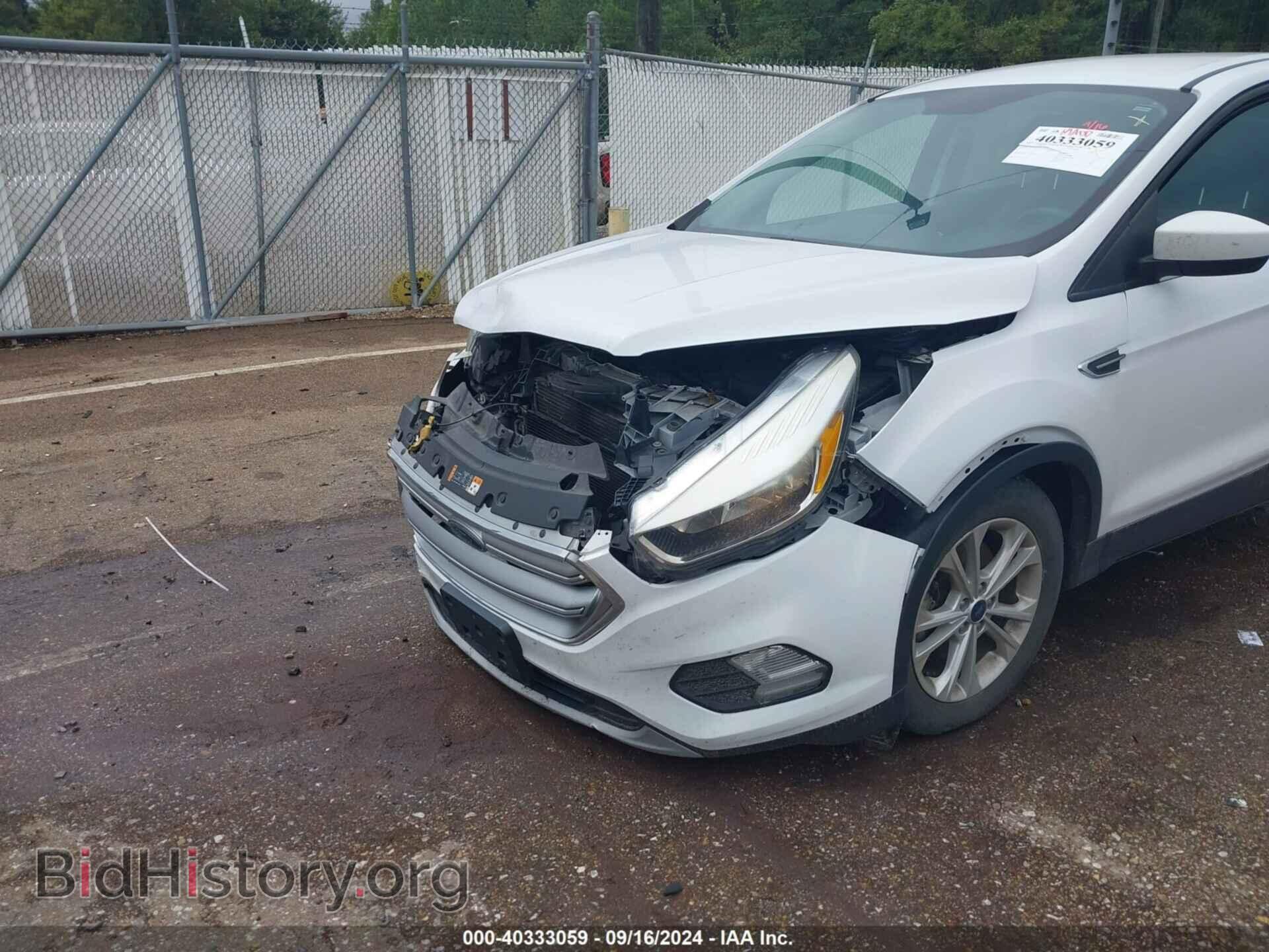 2017 FORD ESCAPE - VIN: 1FMCU0G99HUB31336 - Фото 17