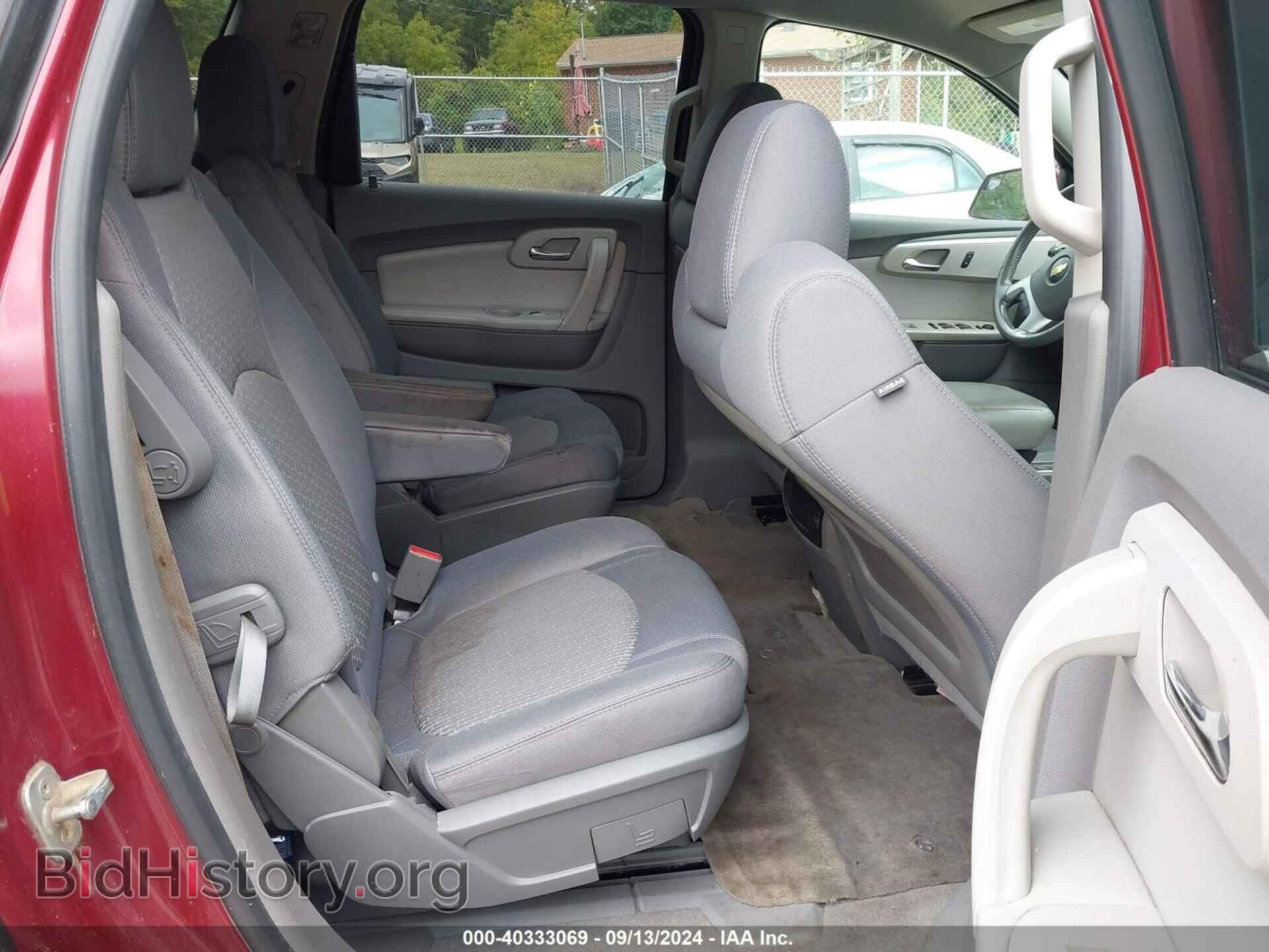 2011 CHEVROLET TRAVERSE - VIN: 1GNKVJED2BJ345496 - Фото 8