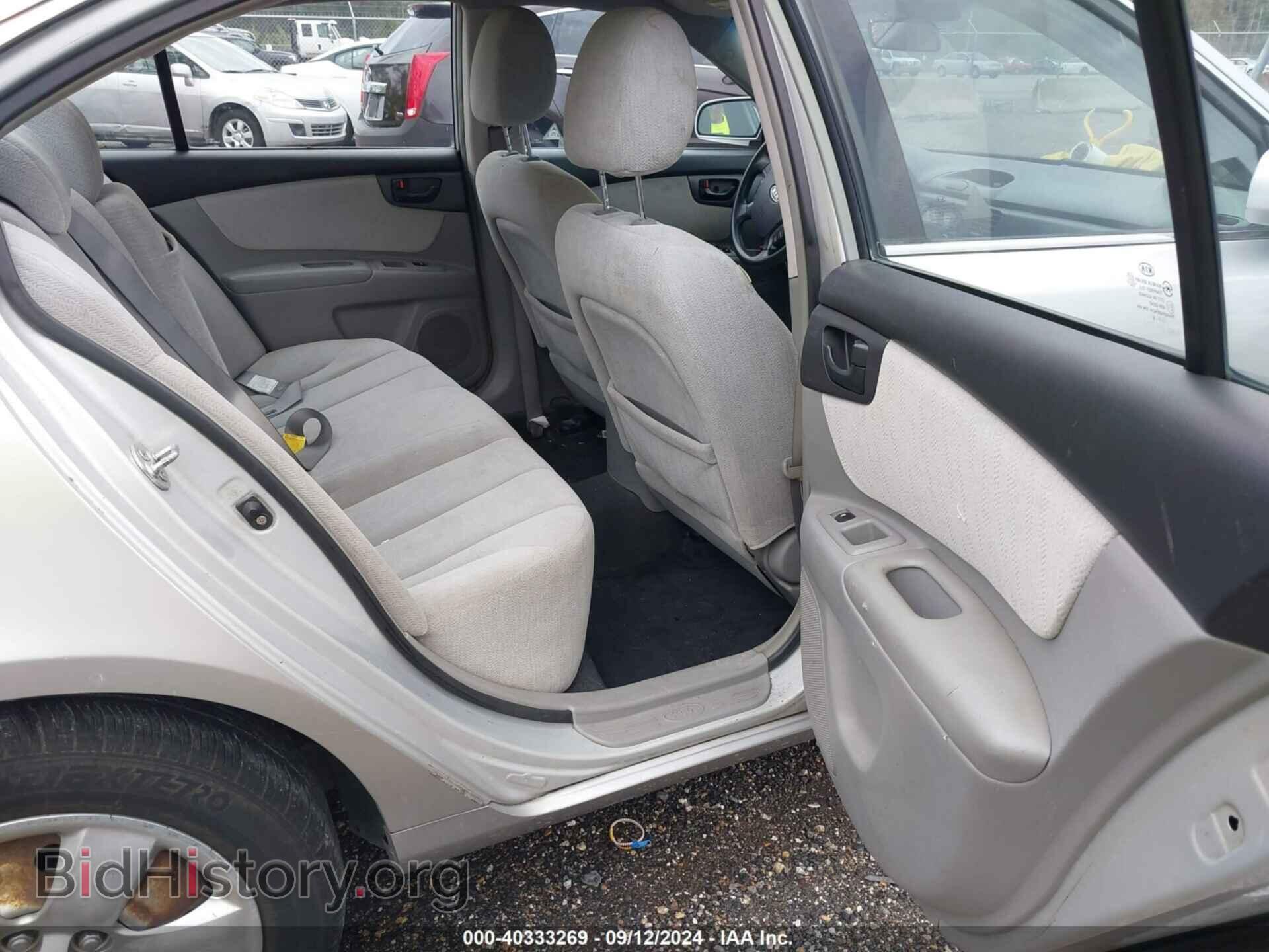 2008 KIA OPTIMA - VIN: KNAGE123585245594 - Фото 8