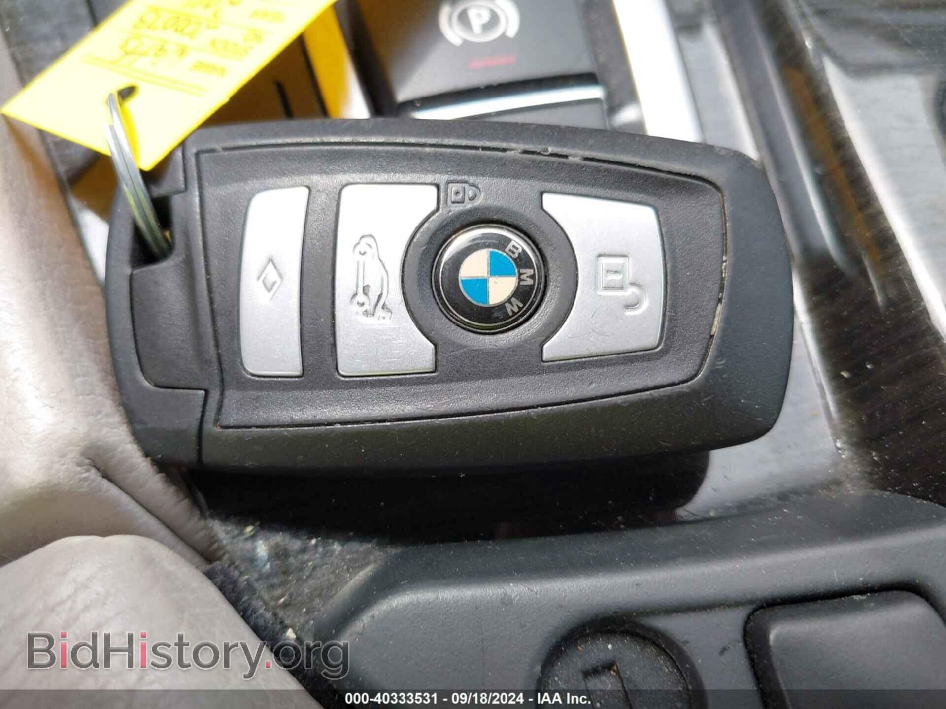 2011 BMW 550I - VIN: WBAFR9C59BC758025 - Фото 11