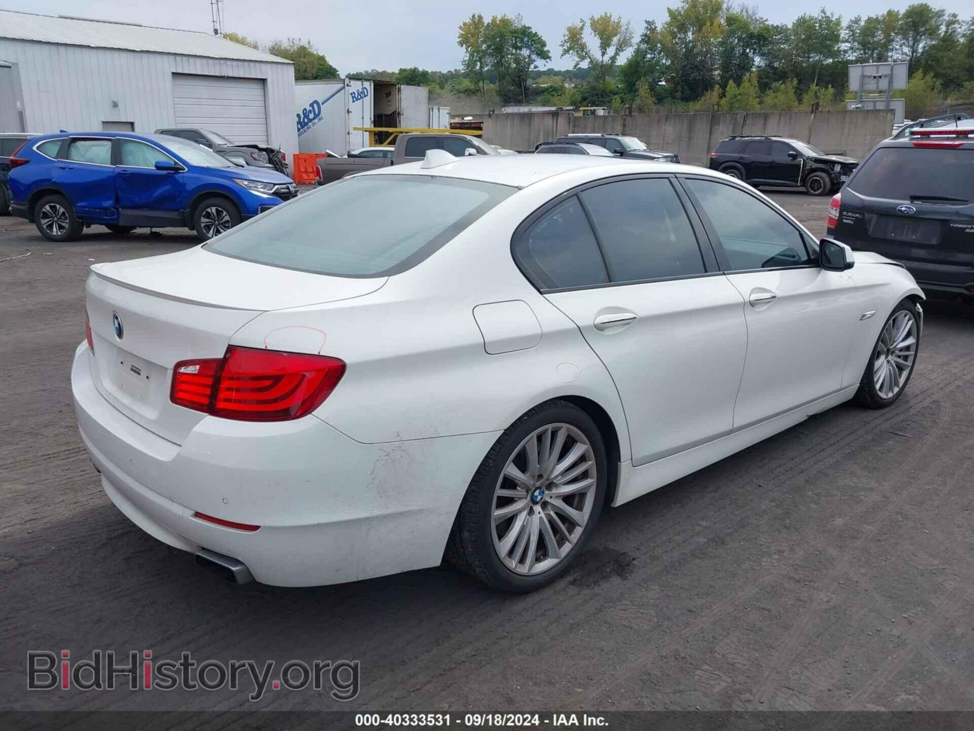 2011 BMW 550I - VIN: WBAFR9C59BC758025 - Фото 4