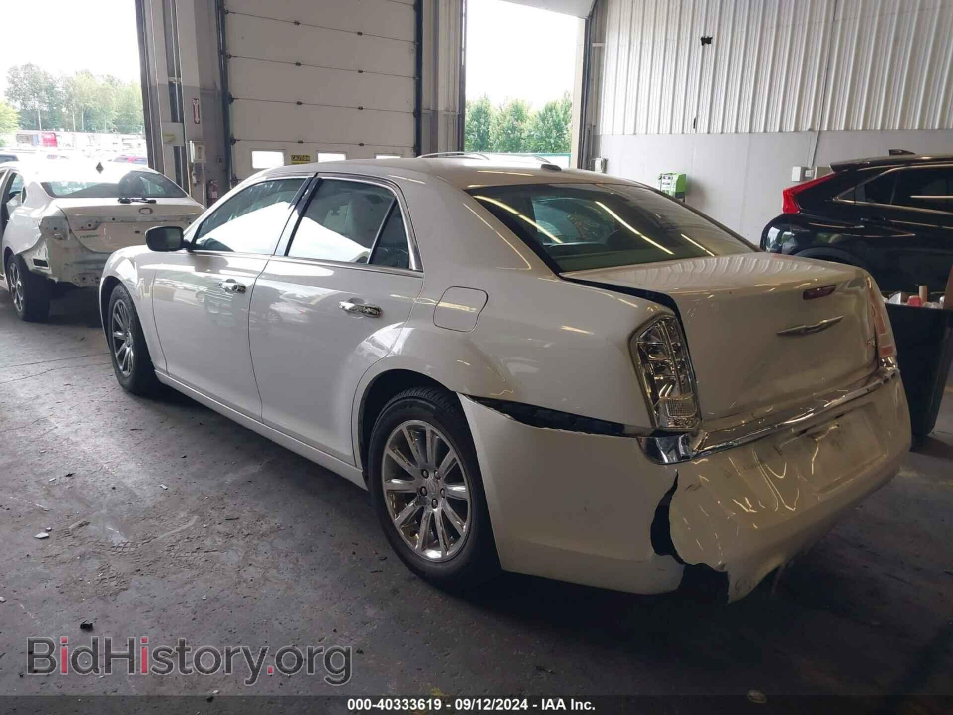 2012 CHRYSLER 300C - VIN: 2C3CCAET2CH256111 - Фото 3