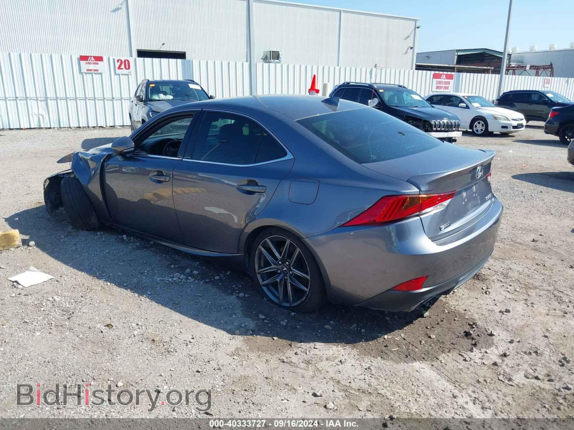 2017 LEXUS IS 200T - VIN: JTHBA1D21H5042312 - Фото 3