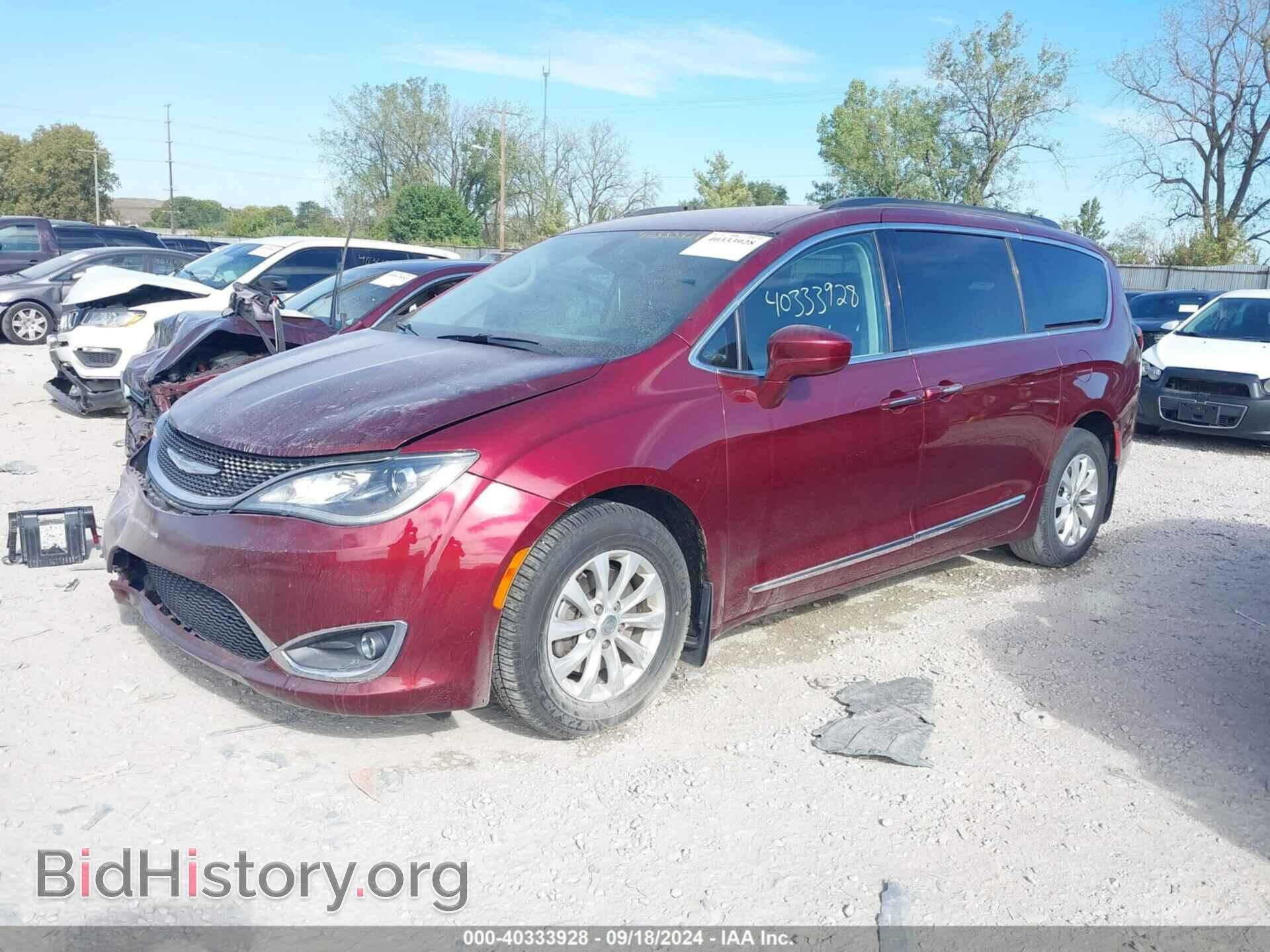 2017 CHRYSLER PACIFICA - VIN: 2C4RC1BG8HR734370 - Photo 2