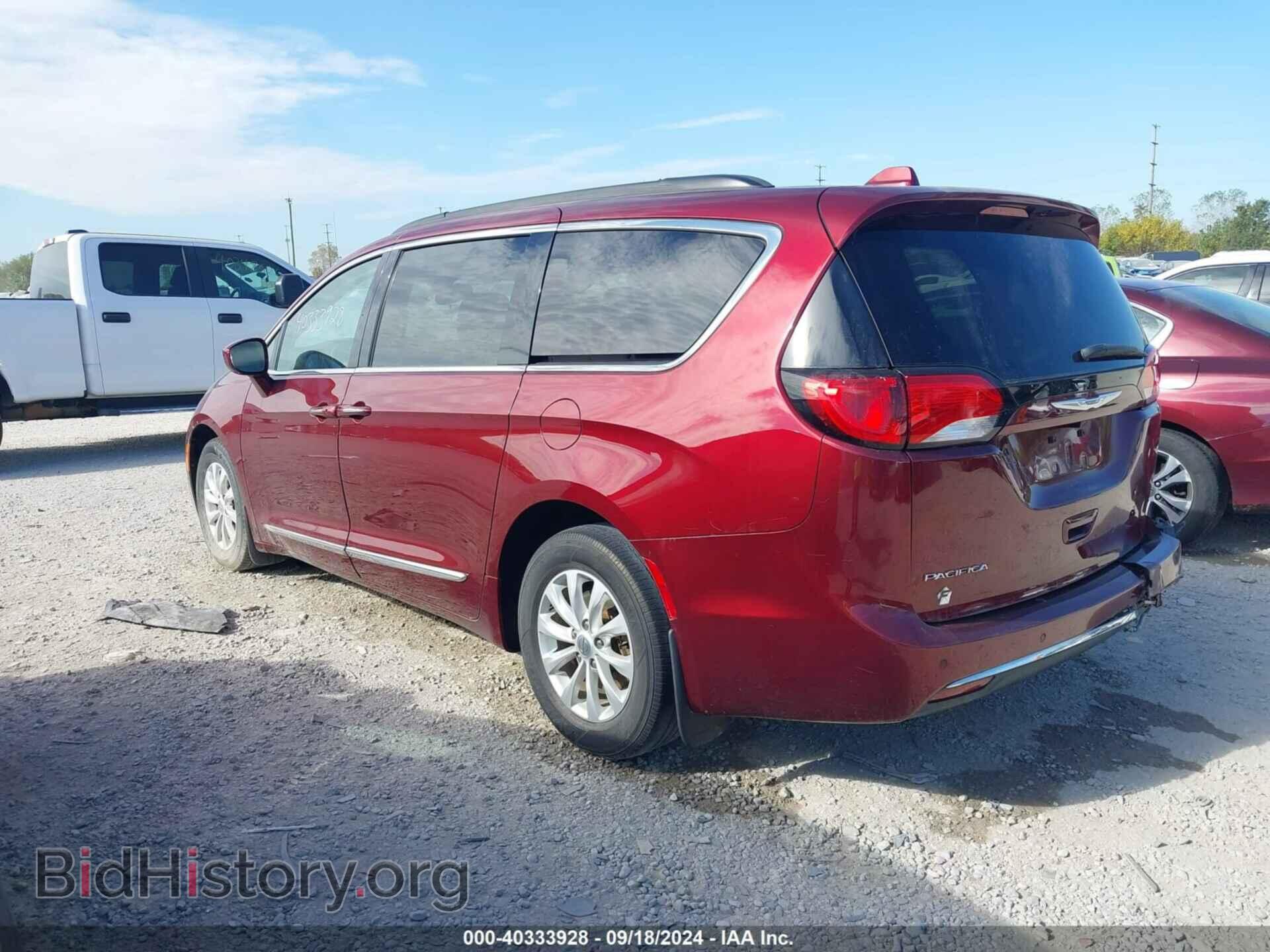 2017 CHRYSLER PACIFICA - VIN: 2C4RC1BG8HR734370 - Photo 3