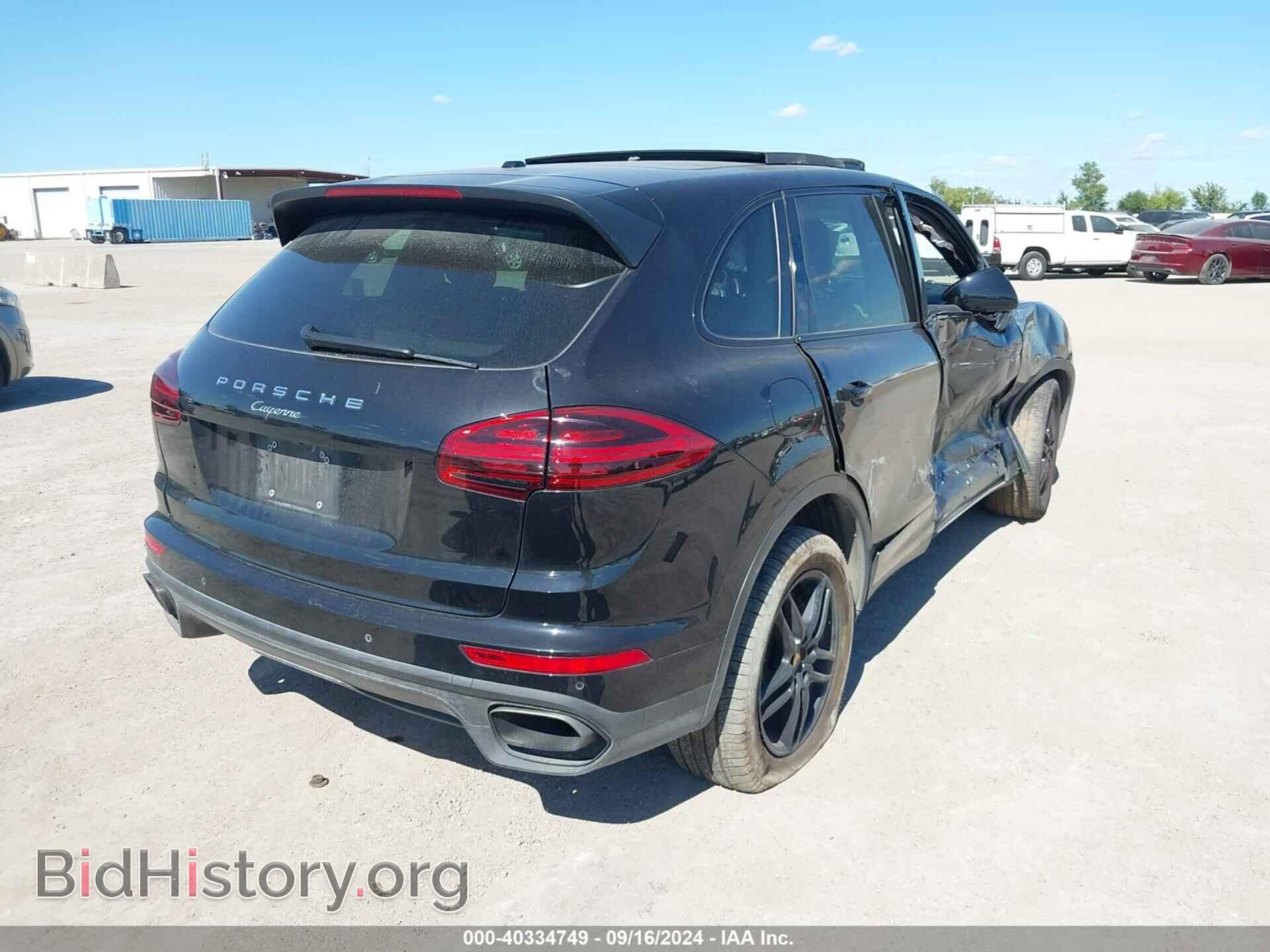 2016 PORSCHE CAYENNE - VIN: WP1AA2A20GLA10788 - Photo 4