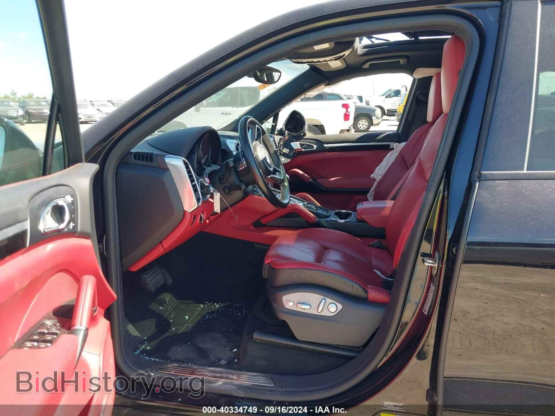 2016 PORSCHE CAYENNE - VIN: WP1AA2A20GLA10788 - Photo 5