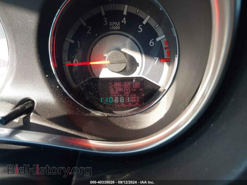 2013 Chrysler 200 (VIN 1C3CCBAB4DN620895) — photo 2 of 7