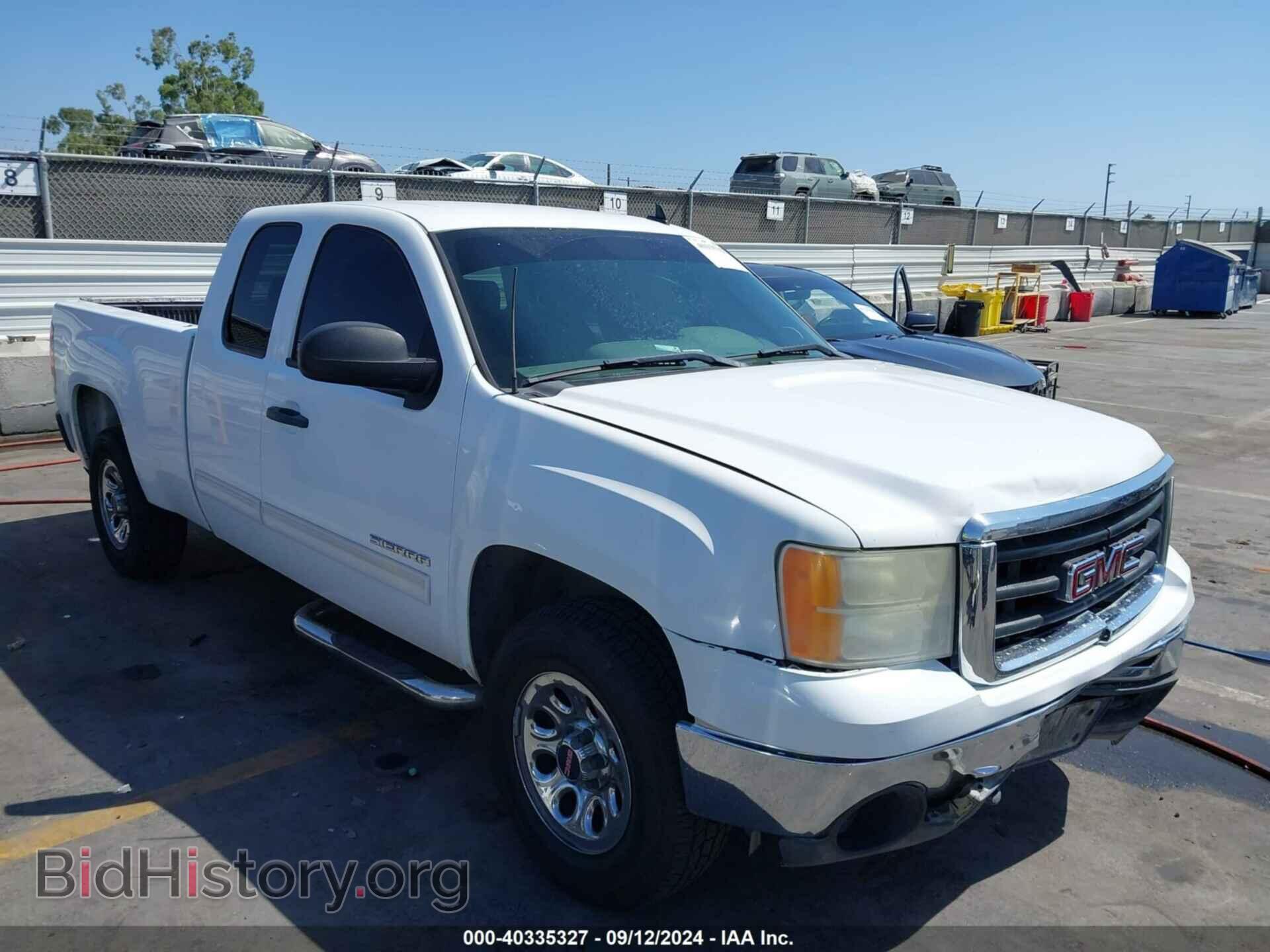 Photo 1GTR1UEA3BZ238923 - GMC SIERRA 1500 2011