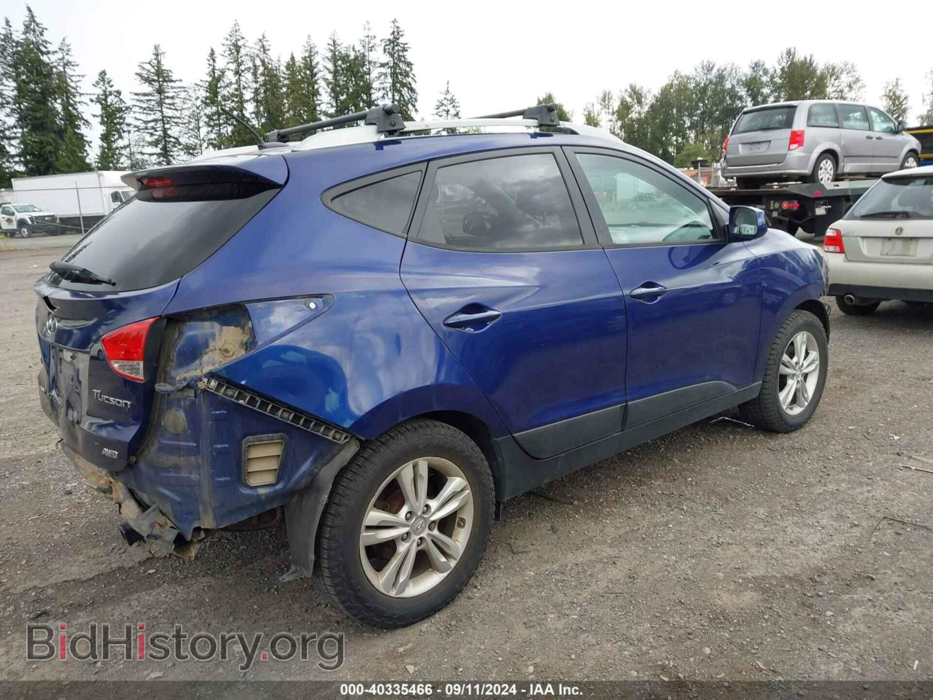 2011 HYUNDAI TUCSON - VIN: KM8JUCAC1BU316632 - Фото 4