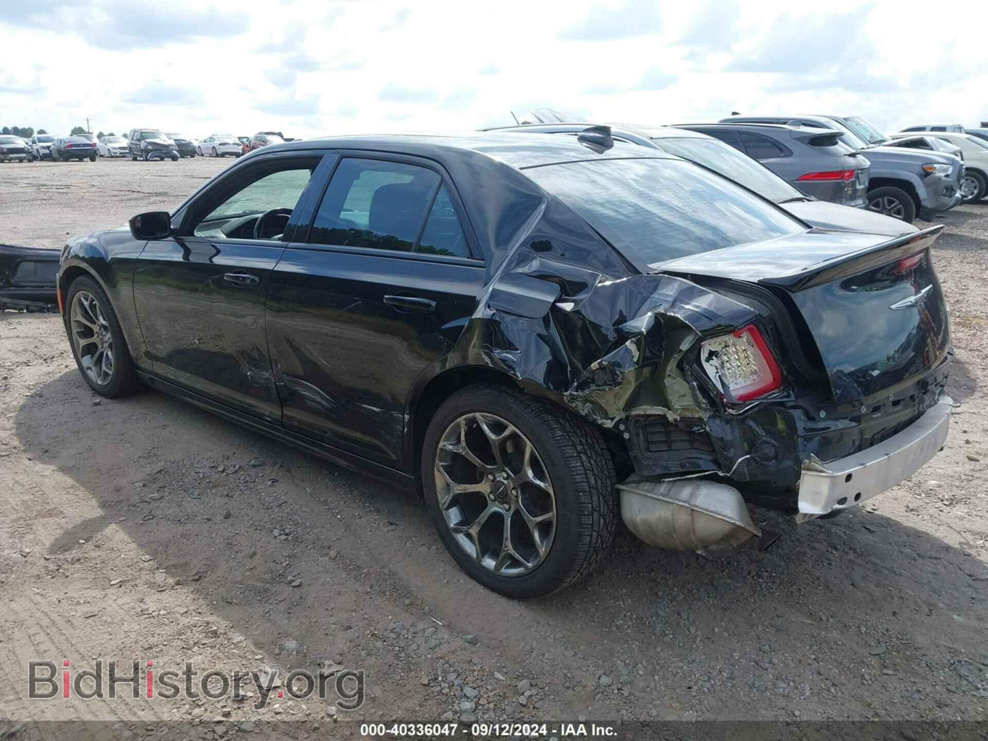 2018 CHRYSLER 300 - VIN: 2C3CCABG4JH296114 - Фото 3