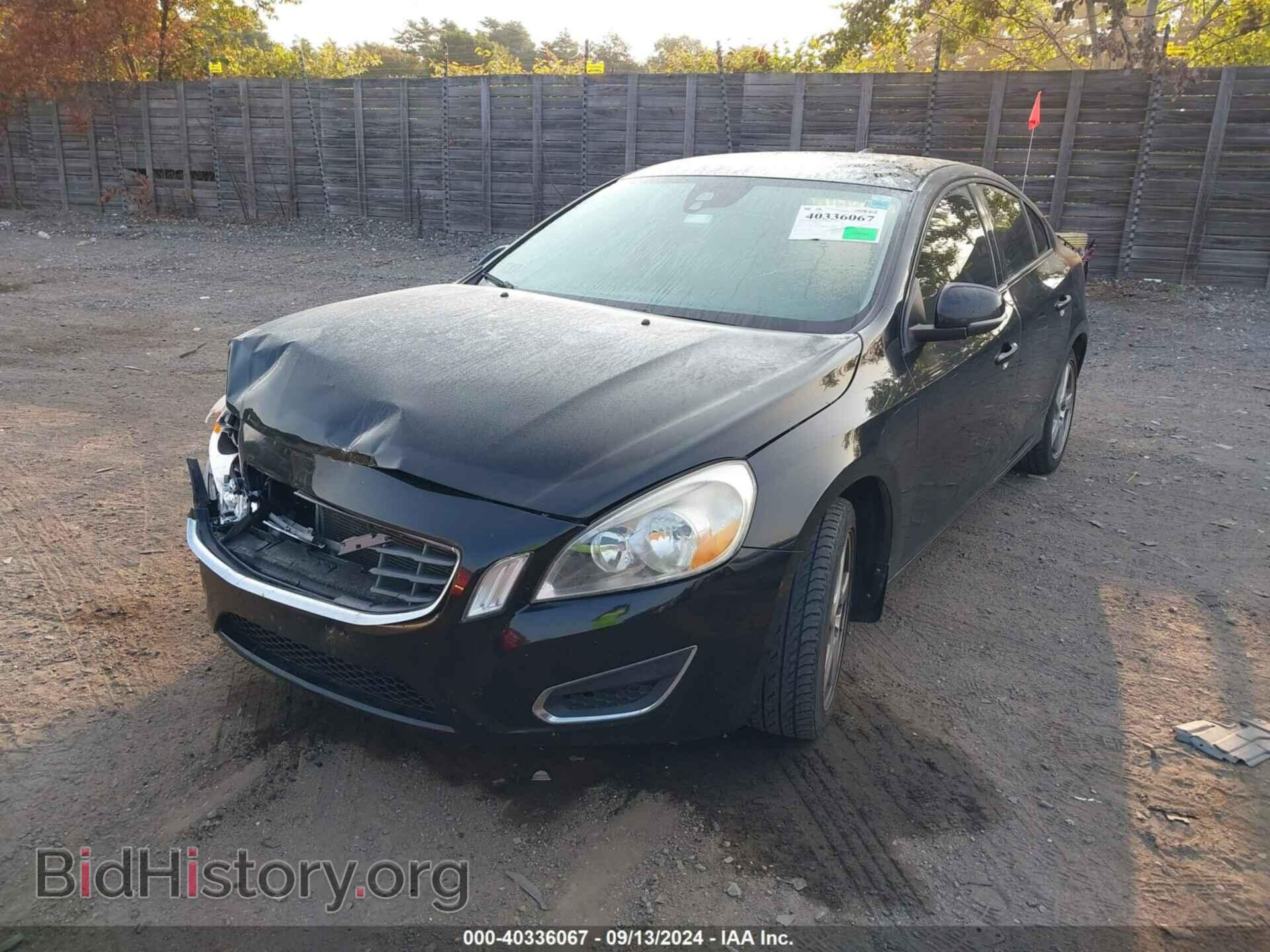 2012 VOLVO S60 - VIN: YV1622FS4C2115874 - Фото 2