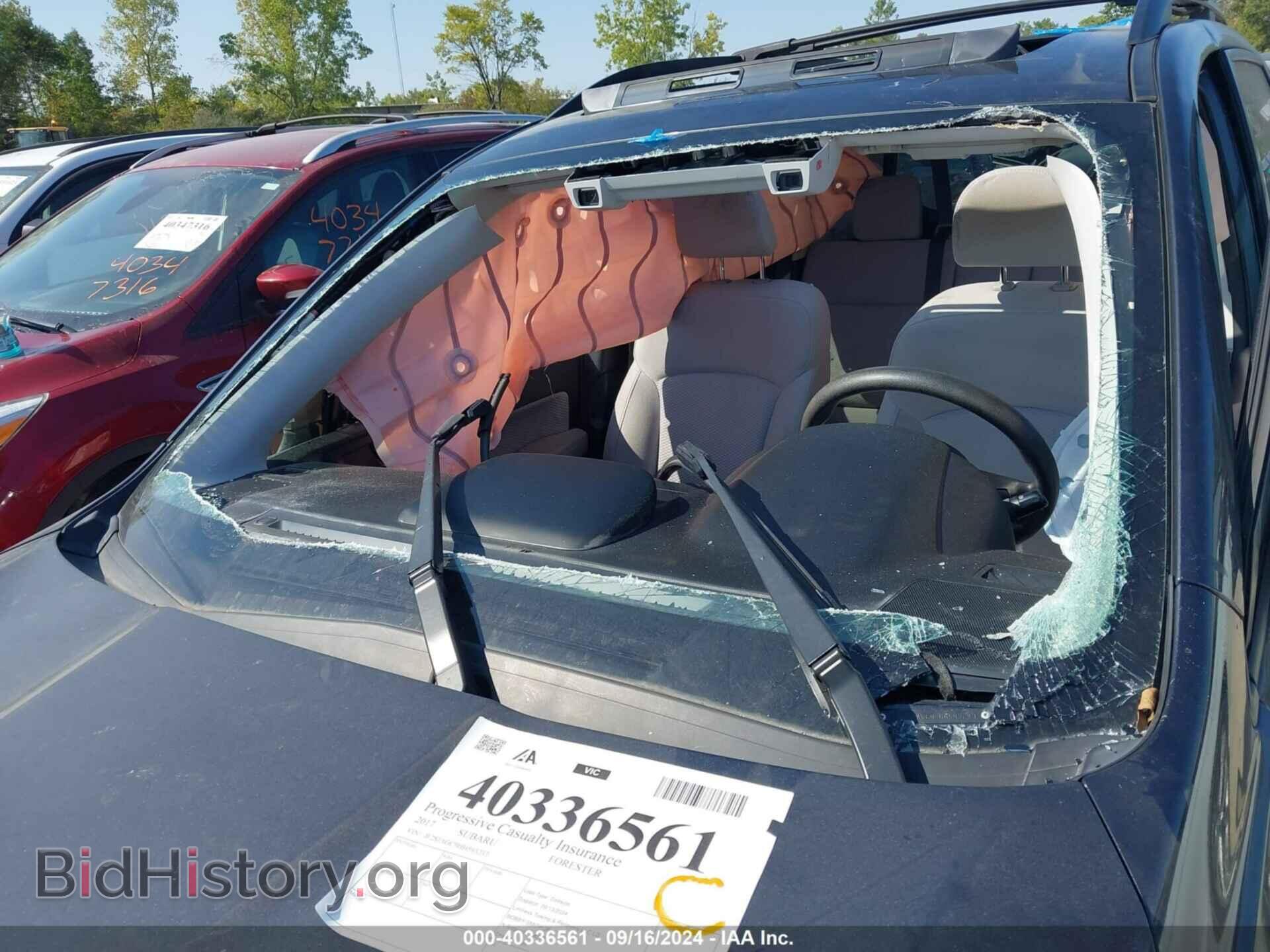2017 SUBARU FORESTER - VIN: JF2SJAGC9HH593237 - Фото 17