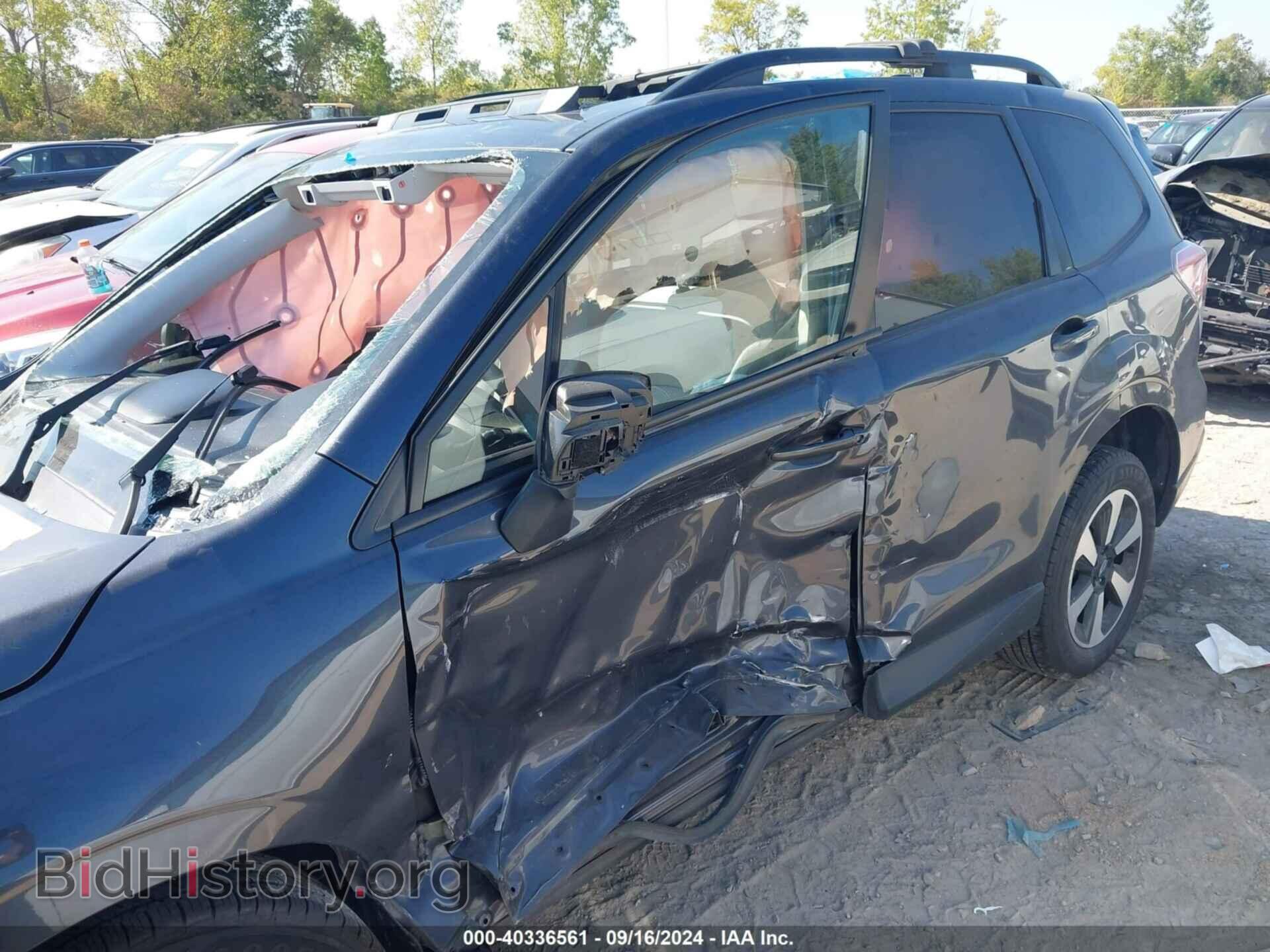 2017 SUBARU FORESTER - VIN: JF2SJAGC9HH593237 - Фото 6