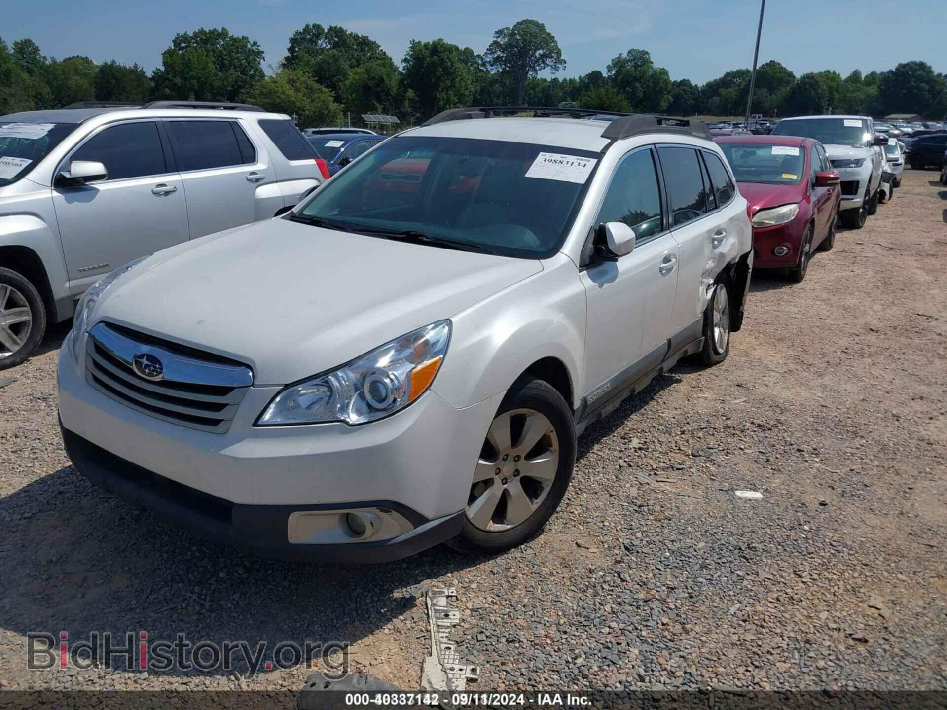 2011 SUBARU OUTBACK - VIN: 4S4BRBCC9B3332600 - Фото 2
