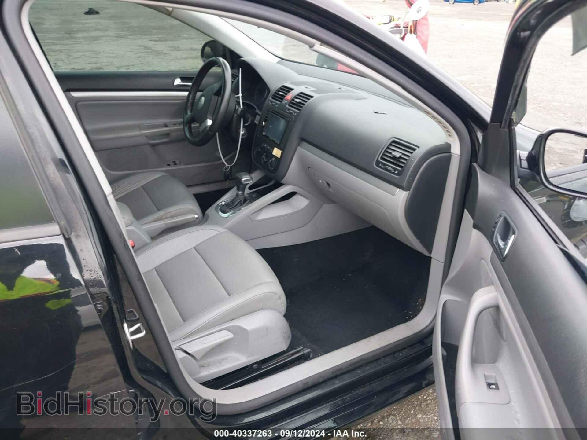 2009 VOLKSWAGEN JETTA - VIN: 3VWRA71K29M044862 - Фото 5