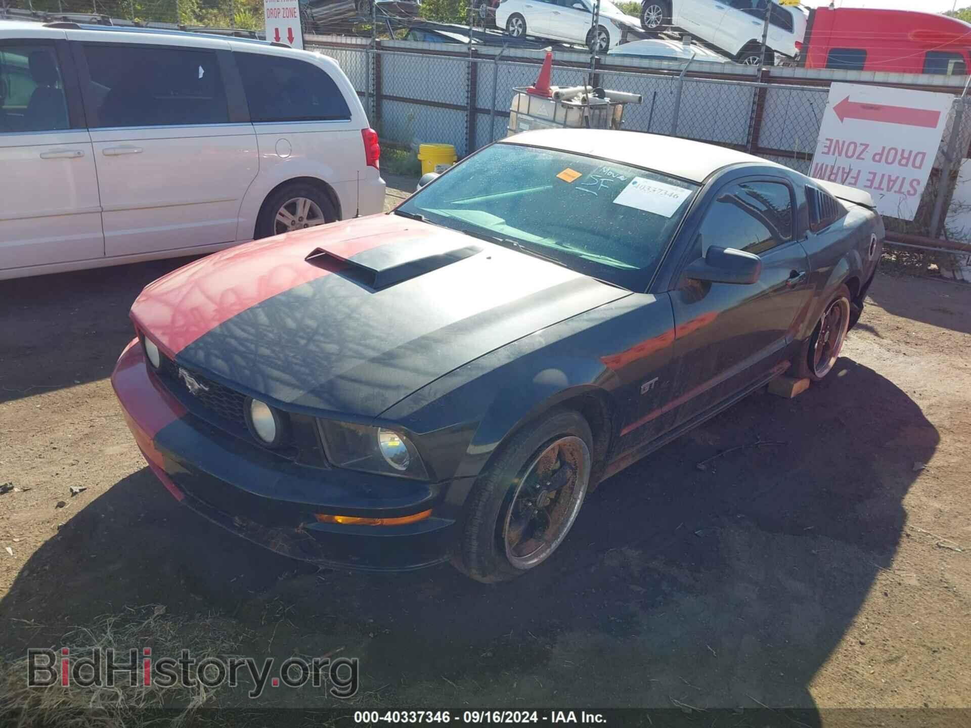 2008 FORD MUSTANG - VIN: 1ZVHT82H585180356 - Фото 2