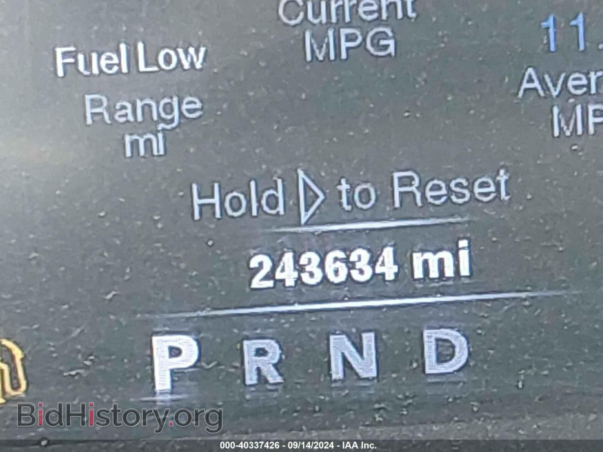 2014 RAM 3500 - VIN: 3C63RRJL1EG310927 - Фото 5