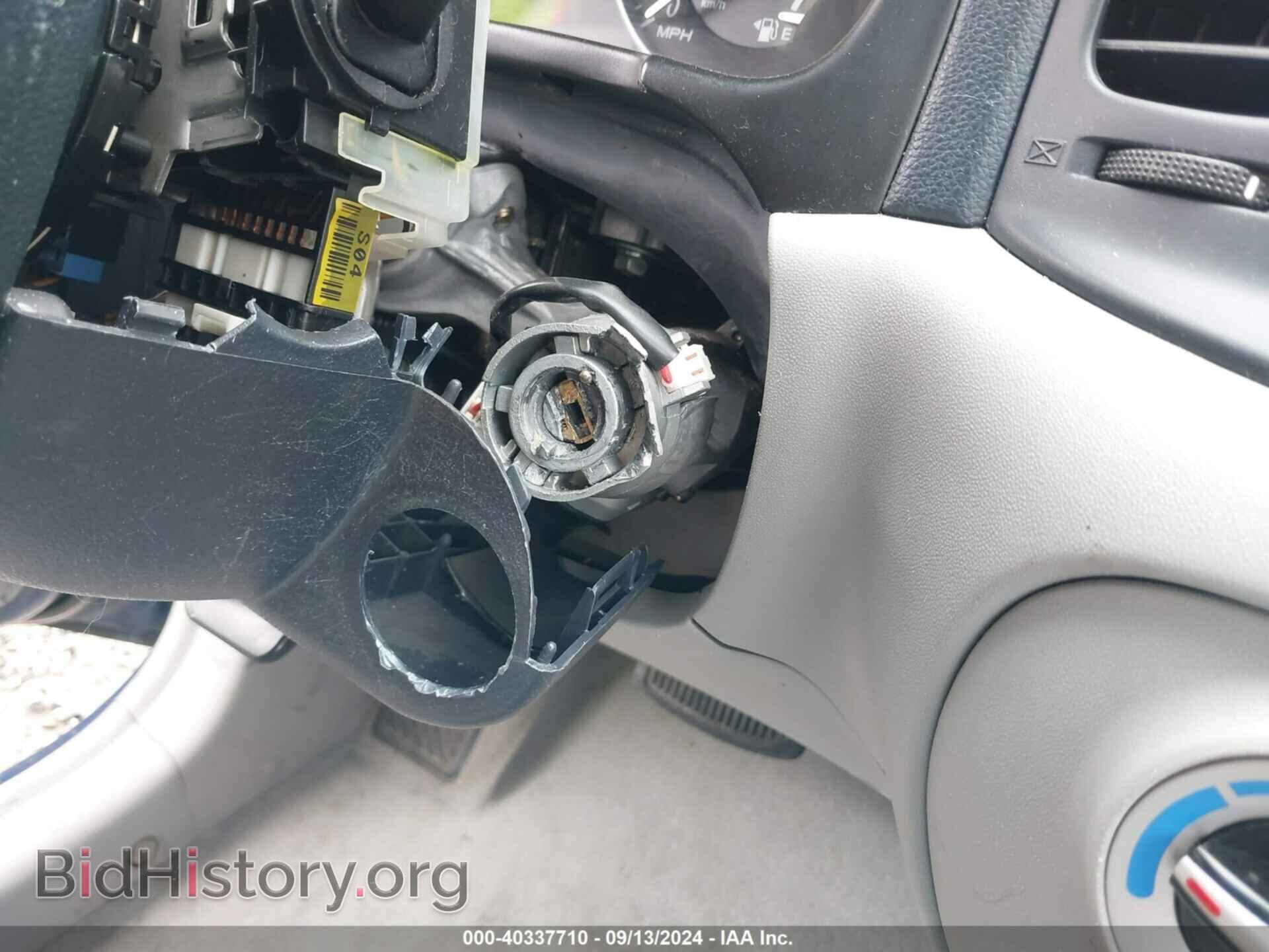 2006 HYUNDAI ACCENT - VIN: KMHCN46CX6U045645 - Фото 6