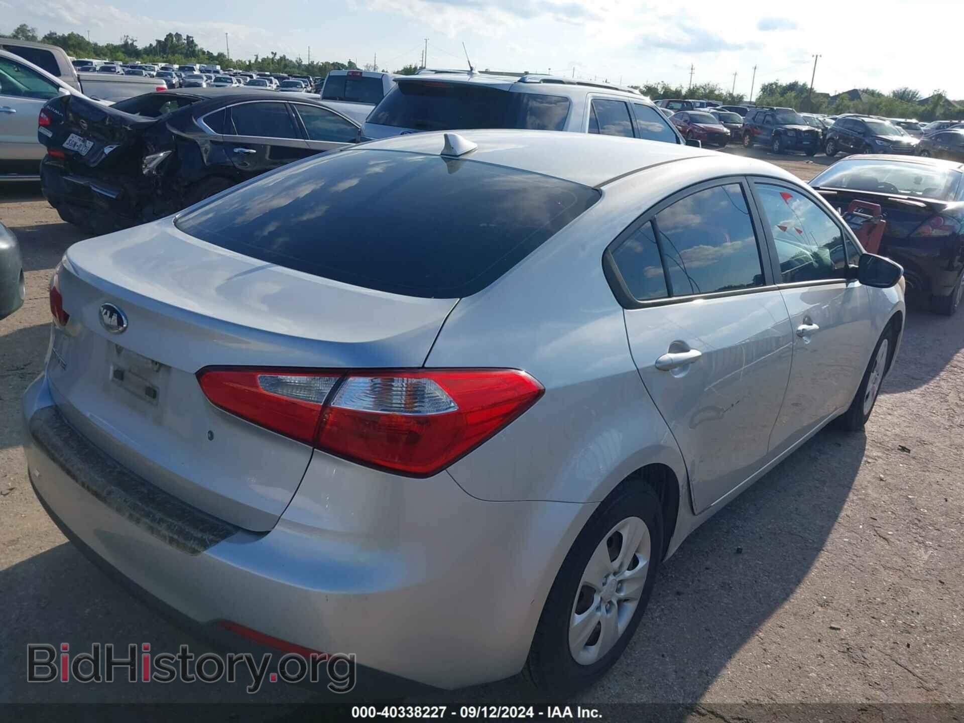 2014 KIA FORTE - VIN: KNAFK4A60E5138546 - Фото 4