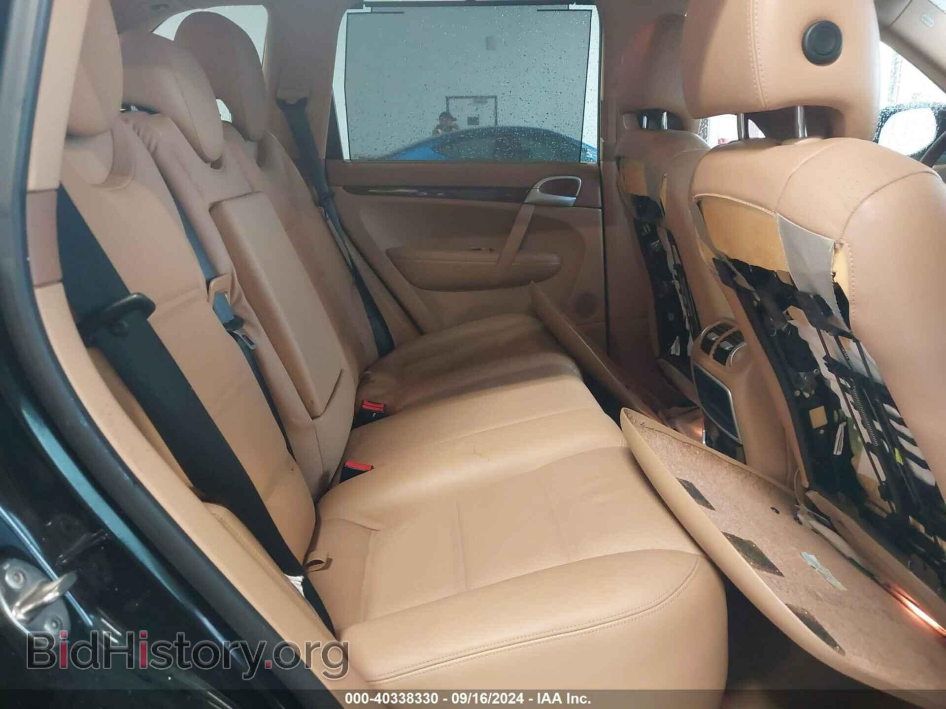 2010 PORSCHE CAYENNE - VIN: WP1AB2AP9ALA50562 - Фото 8