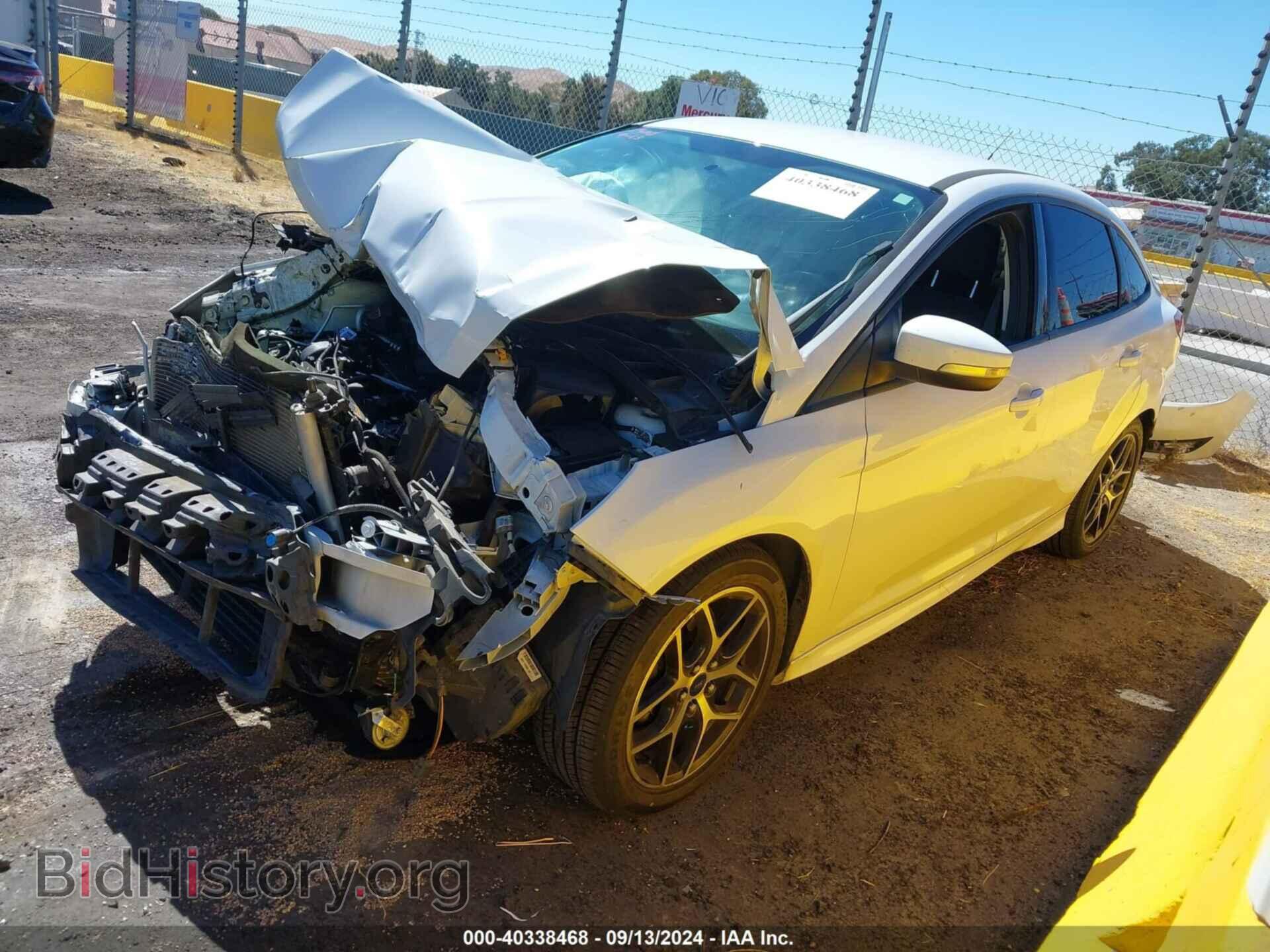2015 FORD FOCUS - VIN: 1FADP3F23FL262129 - Photo 2