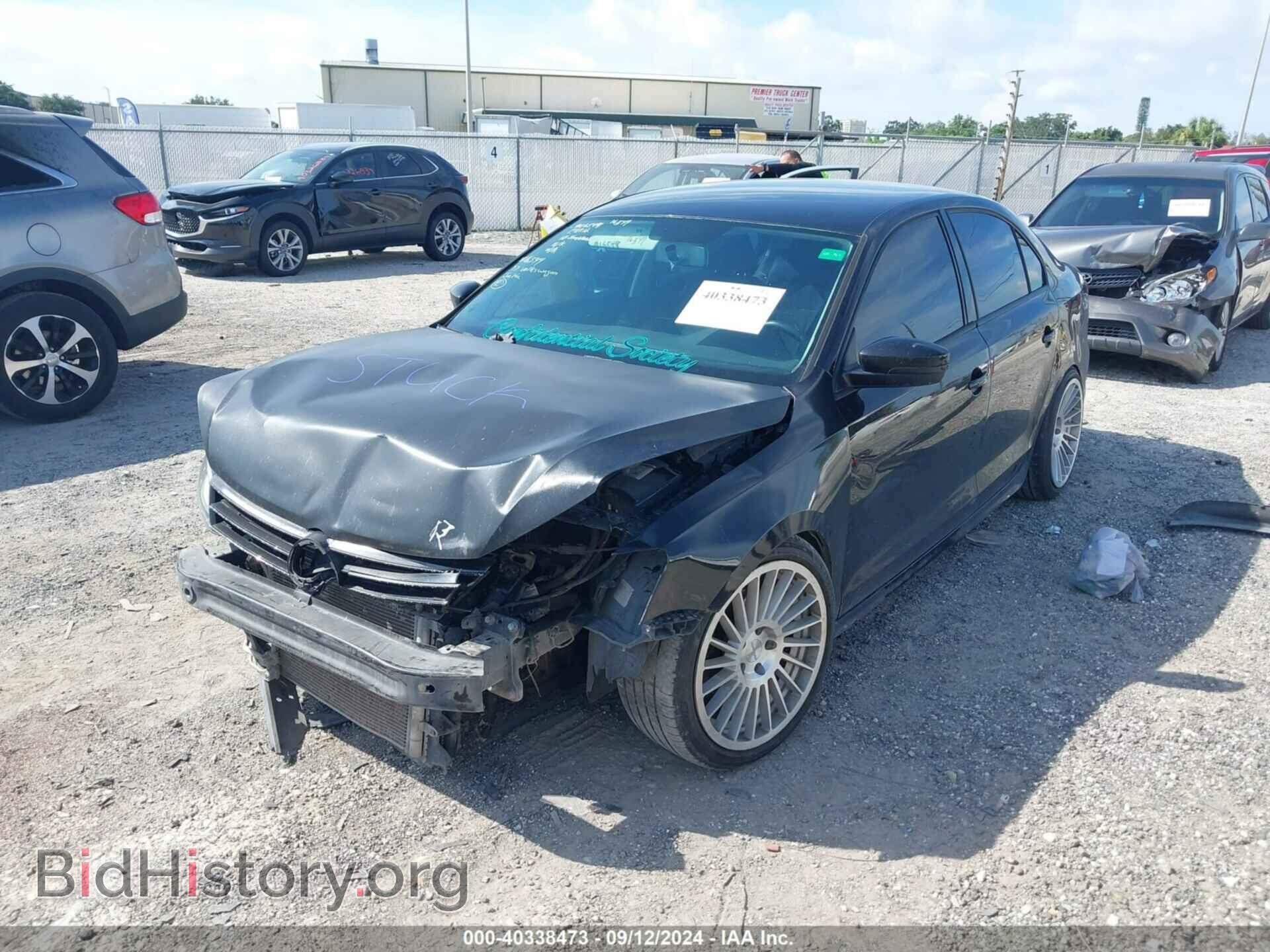 2017 VOLKSWAGEN JETTA - VIN: 3VW2B7AJXHM209030 - Фото 2